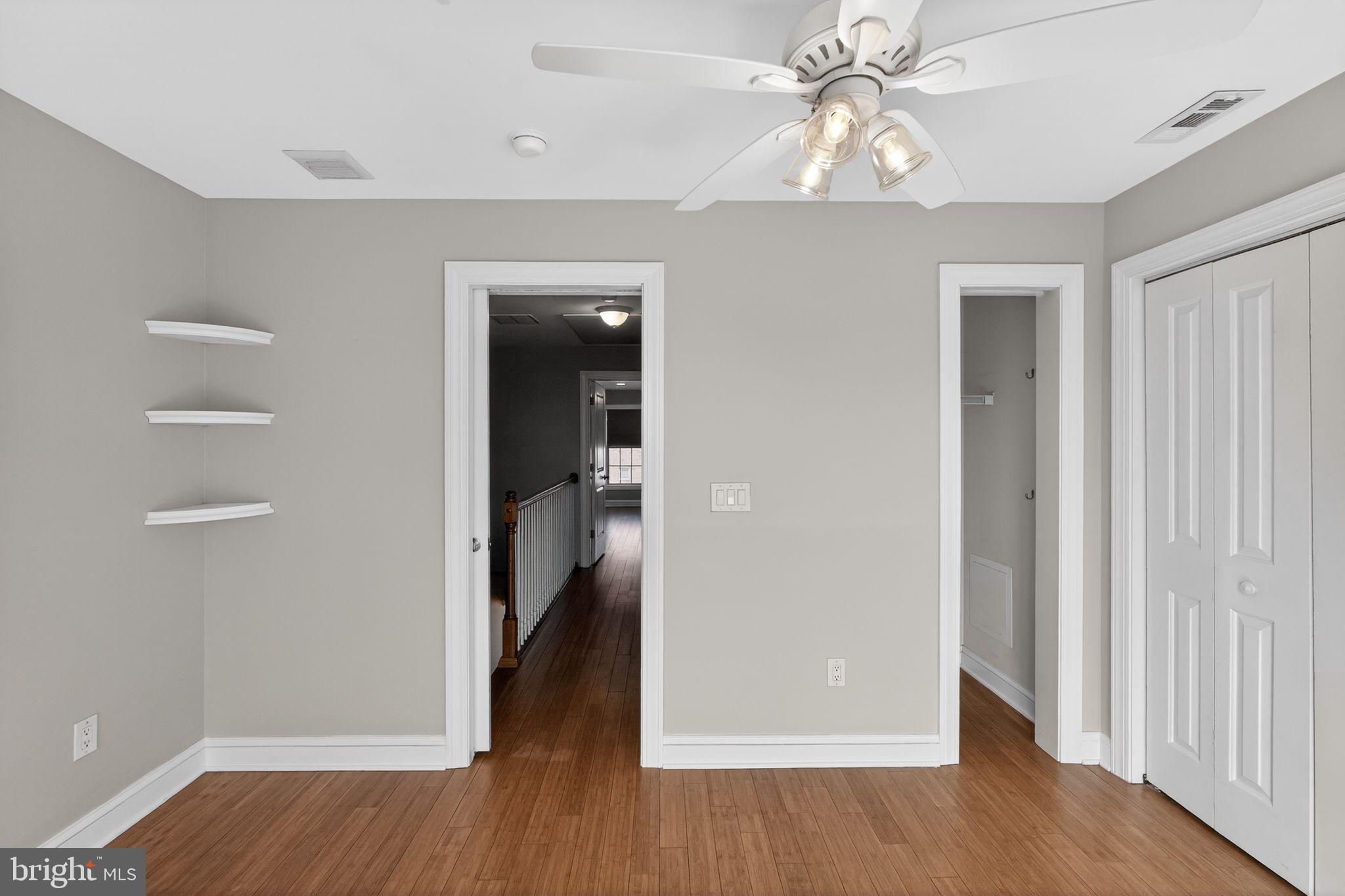 ROXBOROUGH - Residential