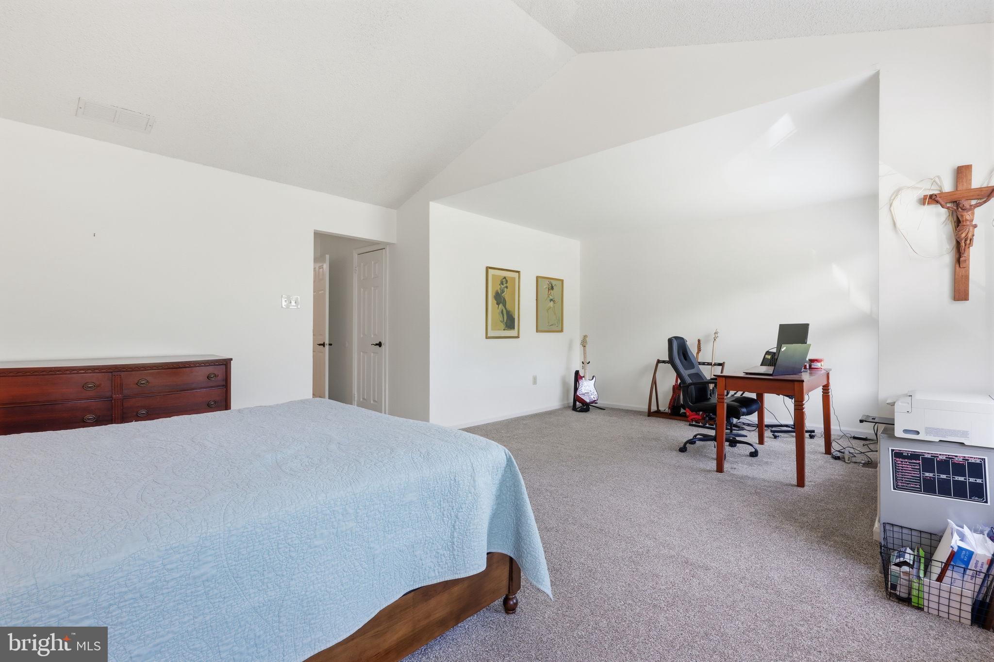 NEWTOWN GRANT - Residential