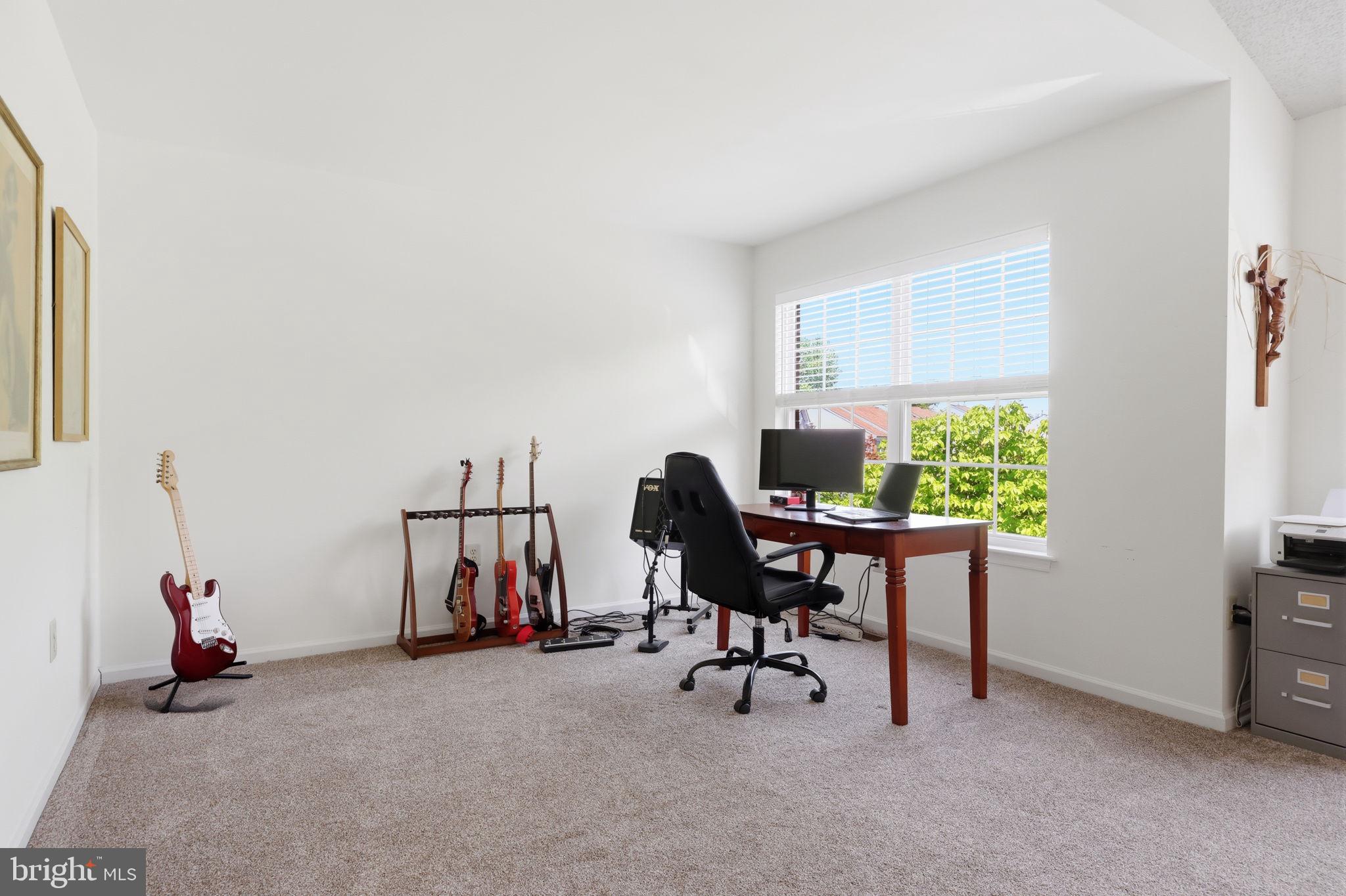 NEWTOWN GRANT - Residential