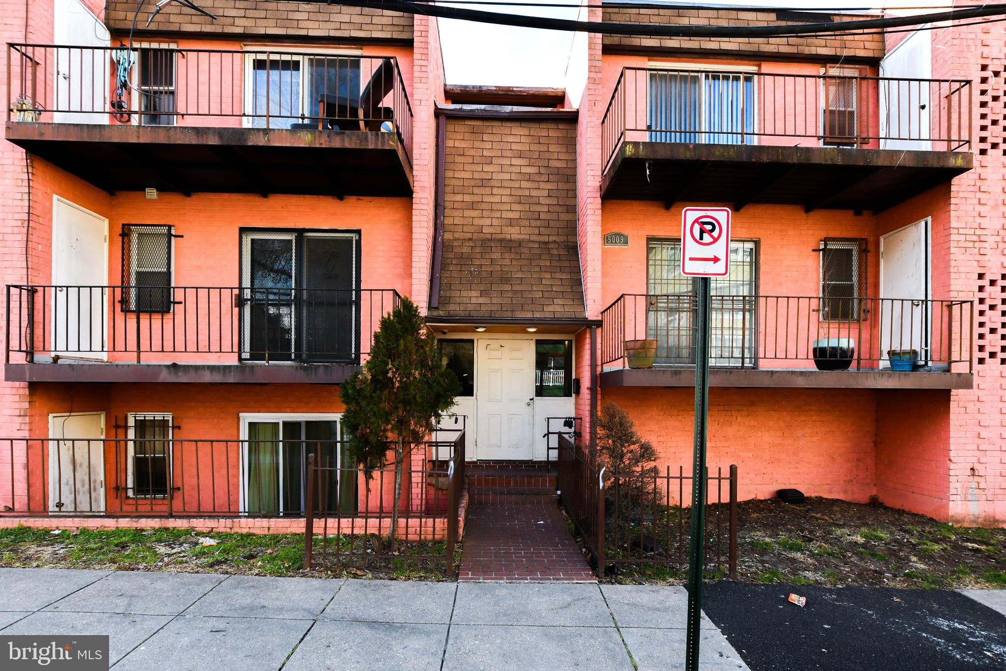5009 D STREET SE 202