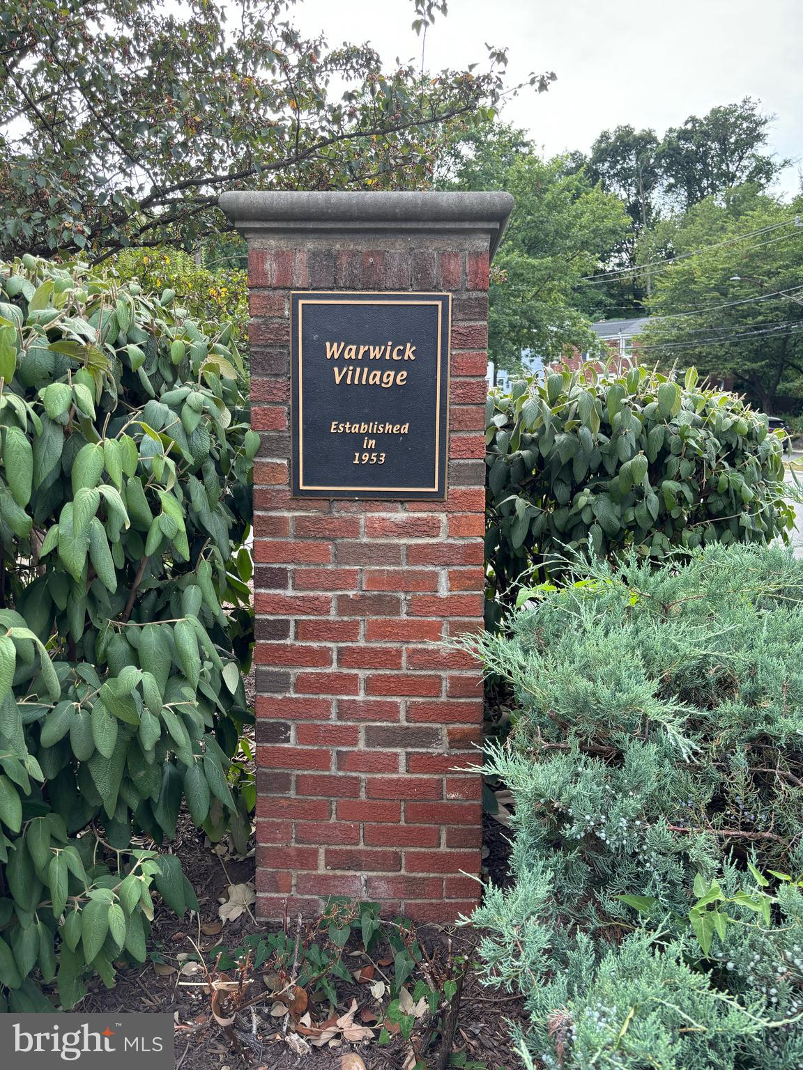 WARWICK VILLAGE - Residential