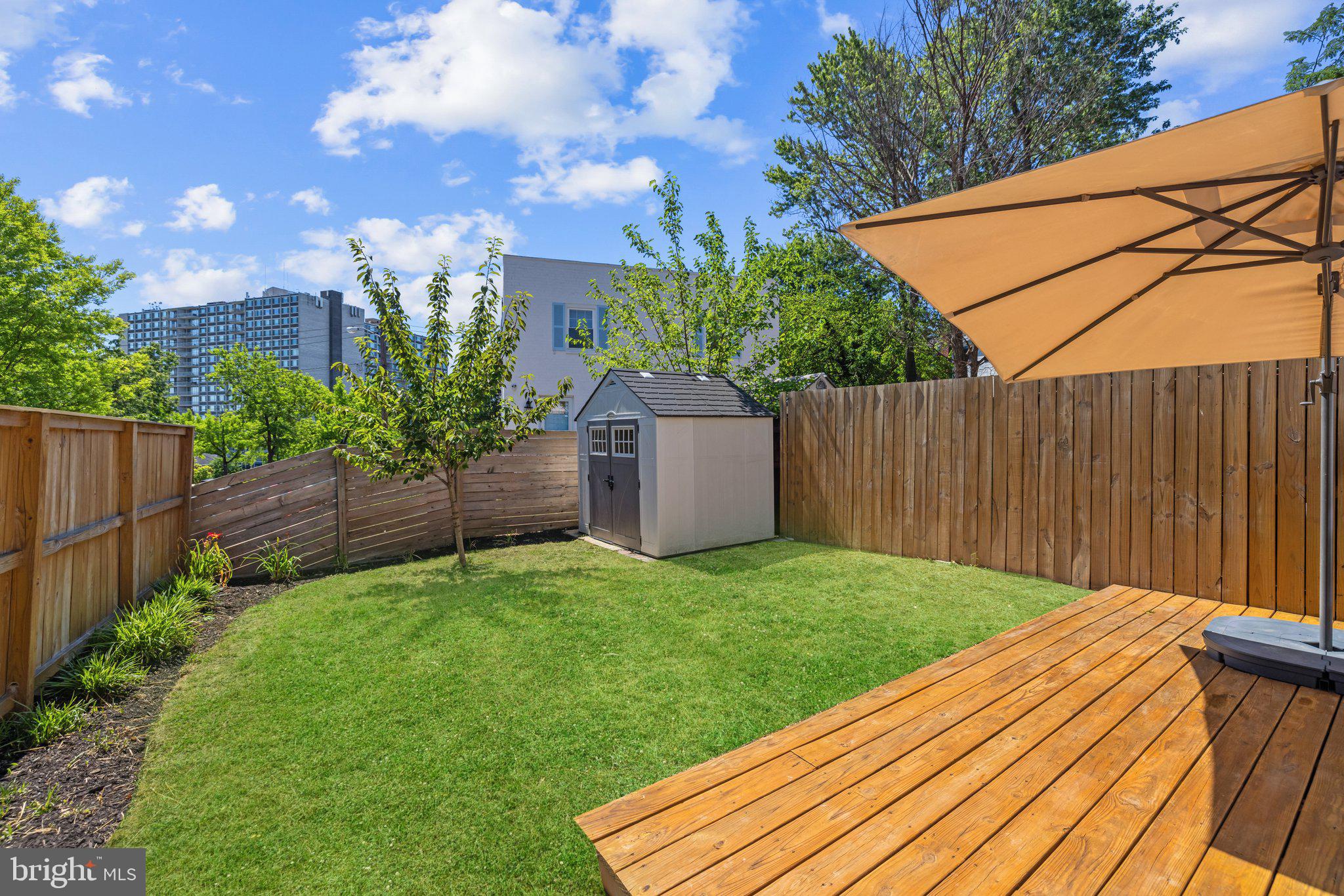WARWICK VILLAGE - Residential