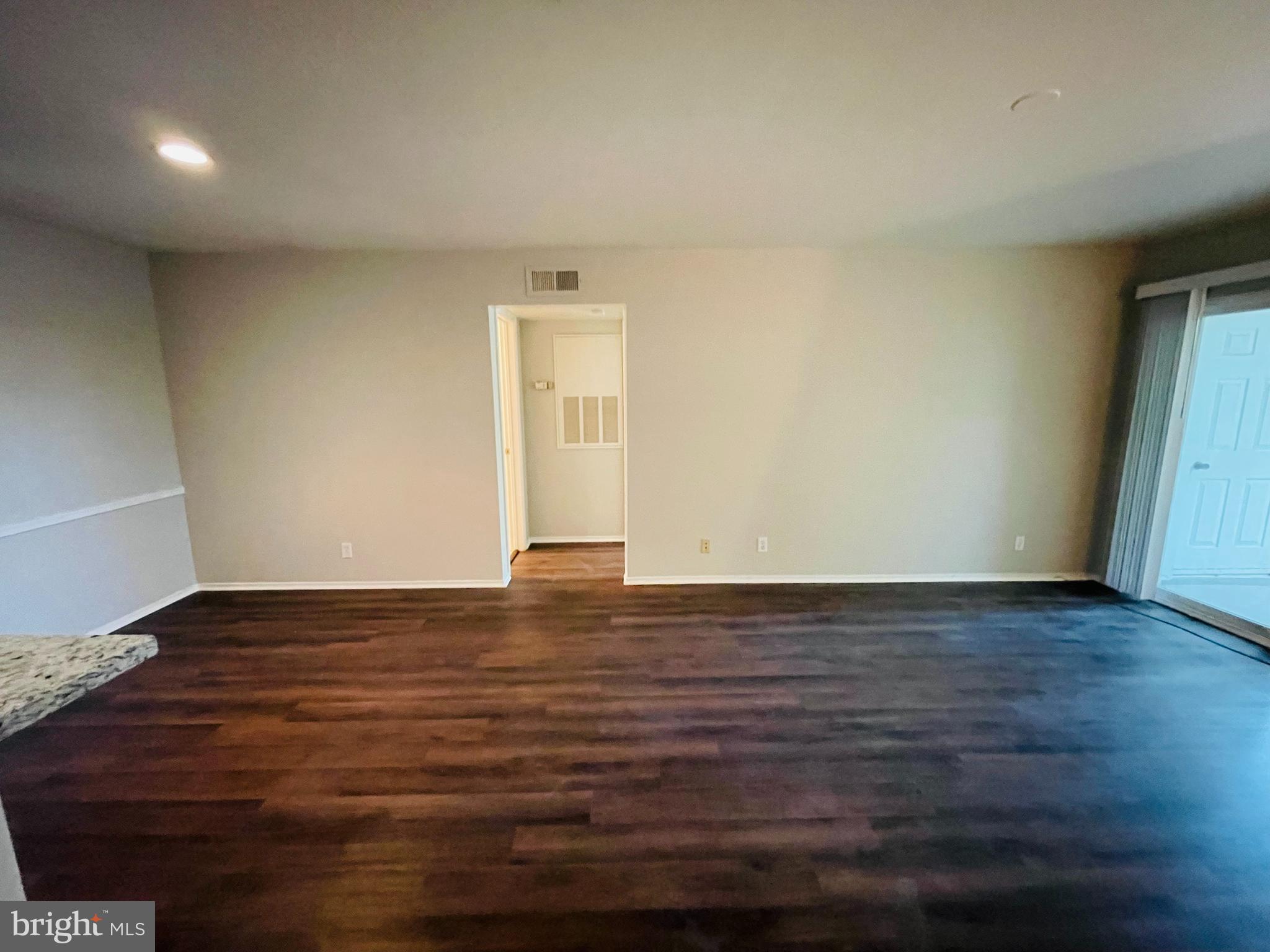 POINTE AT PARK CENTER - Residential Lease