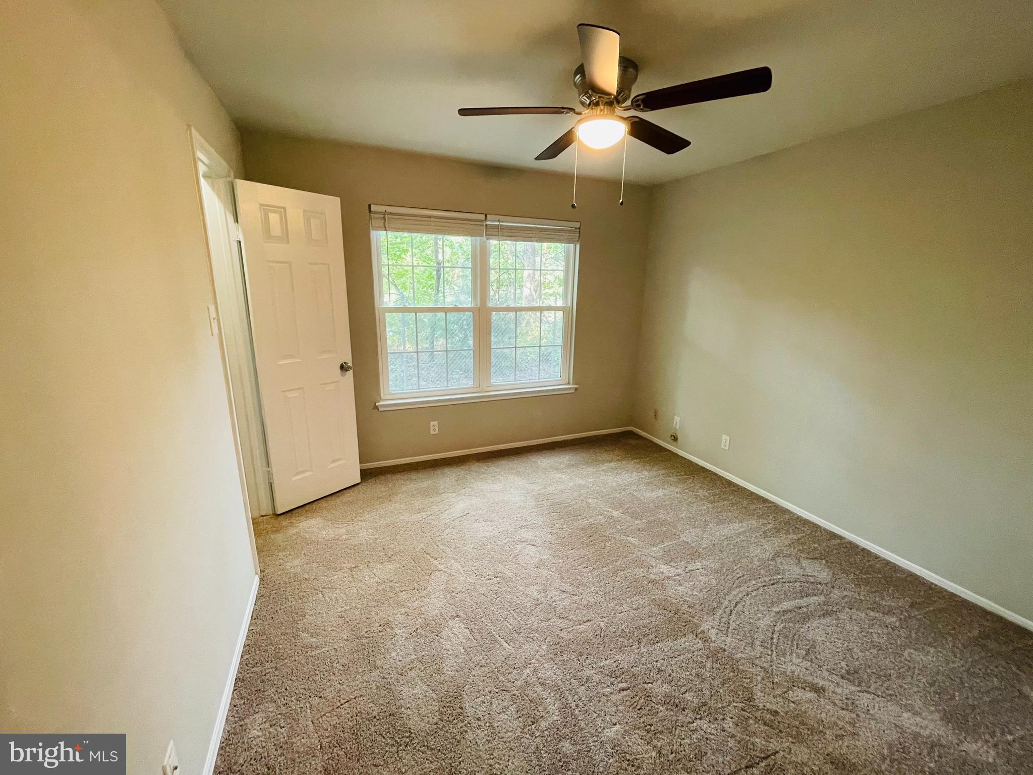 POINTE AT PARK CENTER - Residential Lease