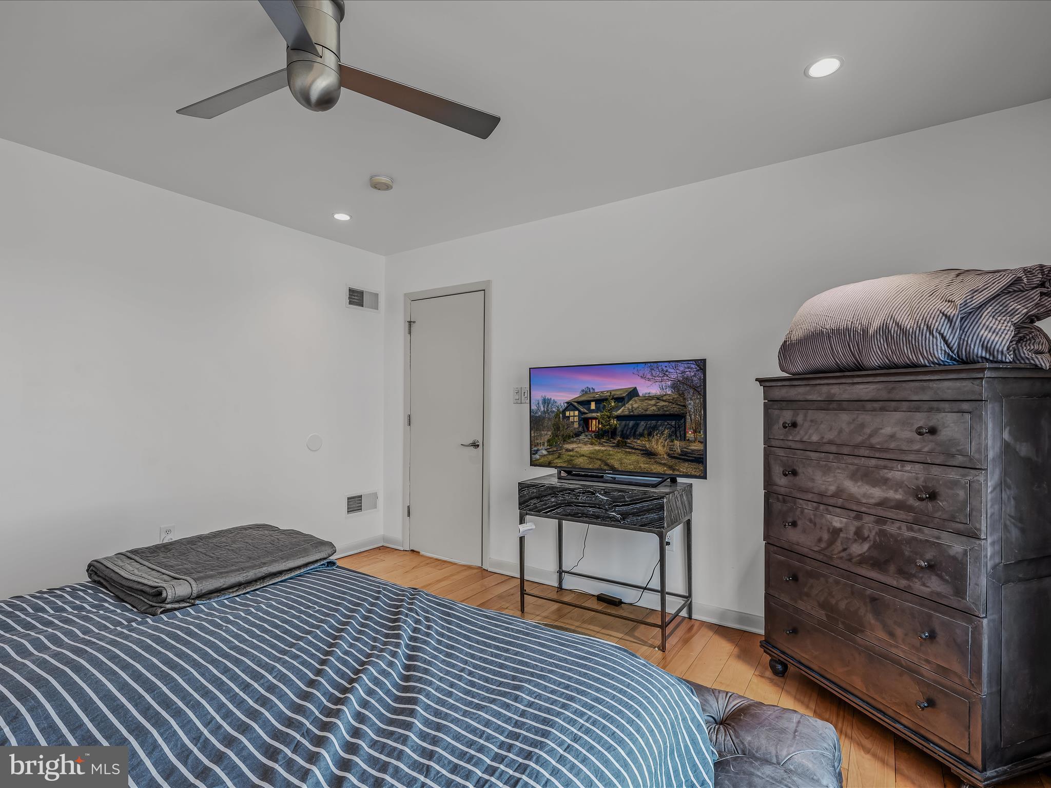 MILLPOINT - Residential