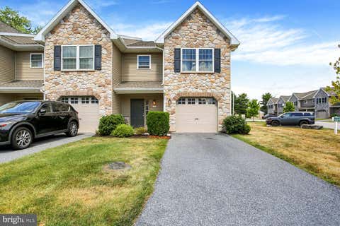 Photo of 349 Melbourne Ln, MECHANICSBURG, PA 17055 (MLS # PACB2055526)