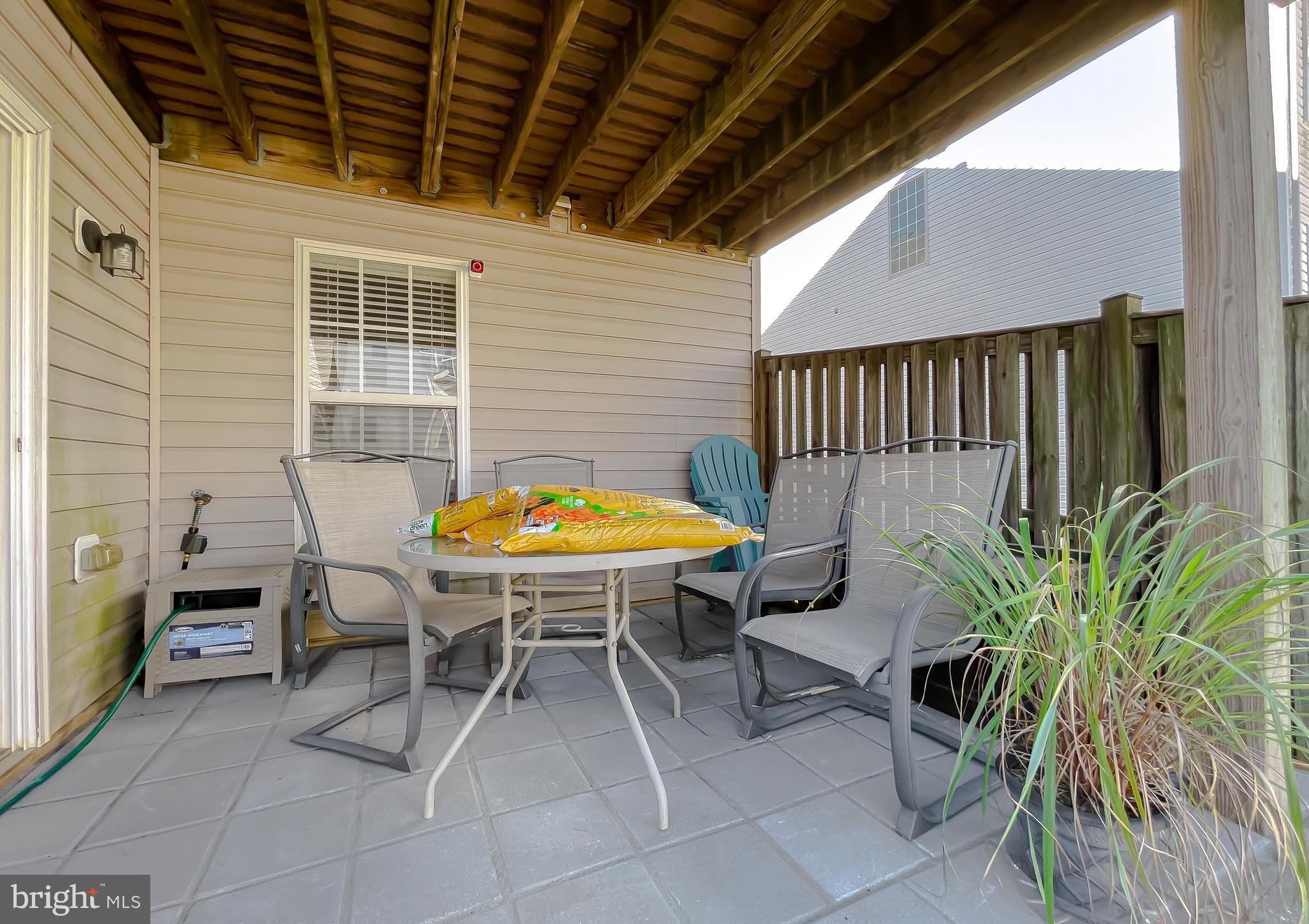 WESTBURY WEST - Residential