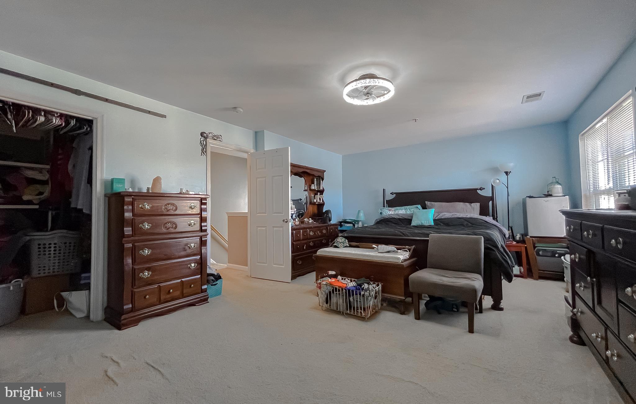 WESTBURY WEST - Residential