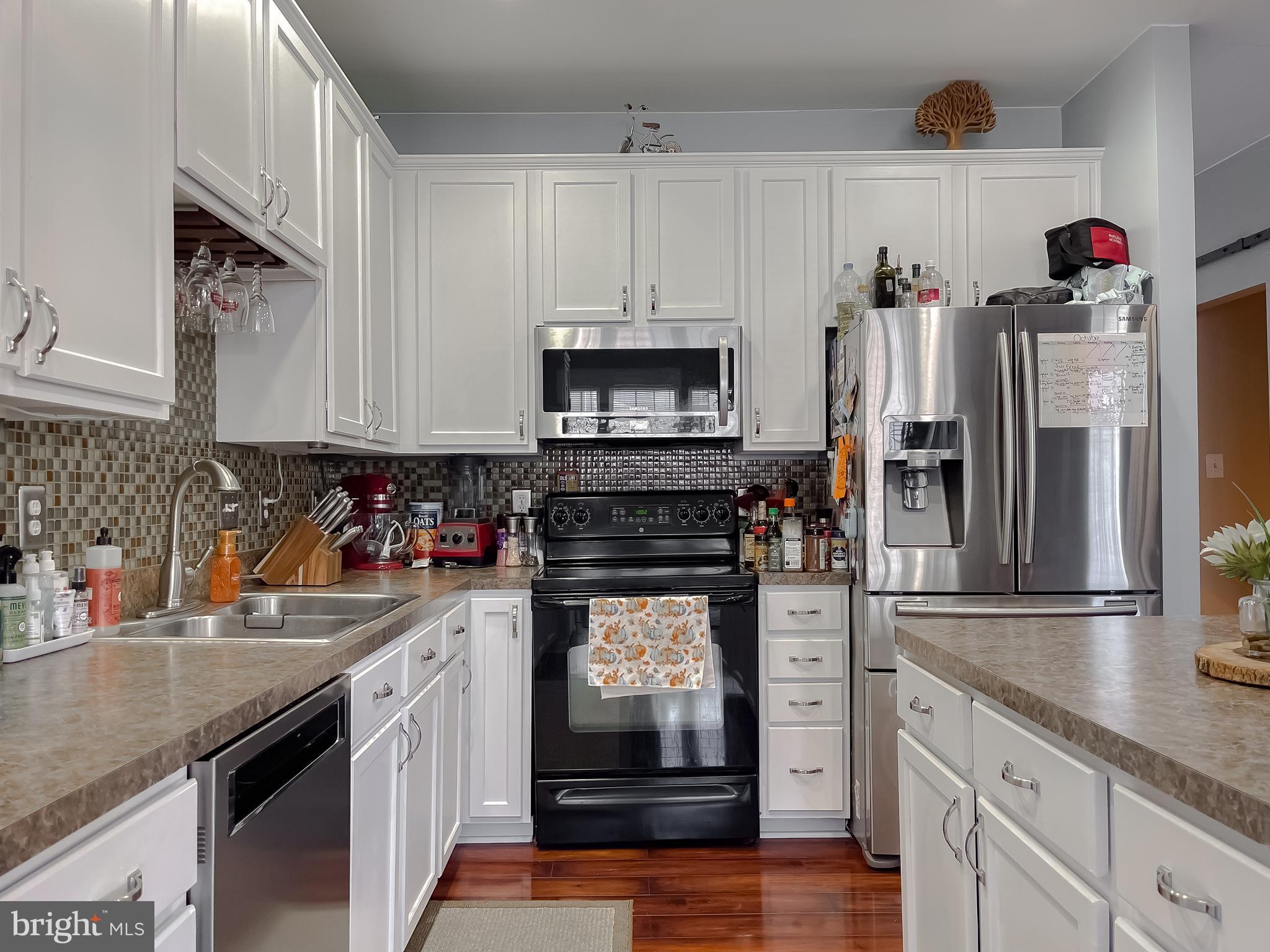 WESTBURY WEST - Residential