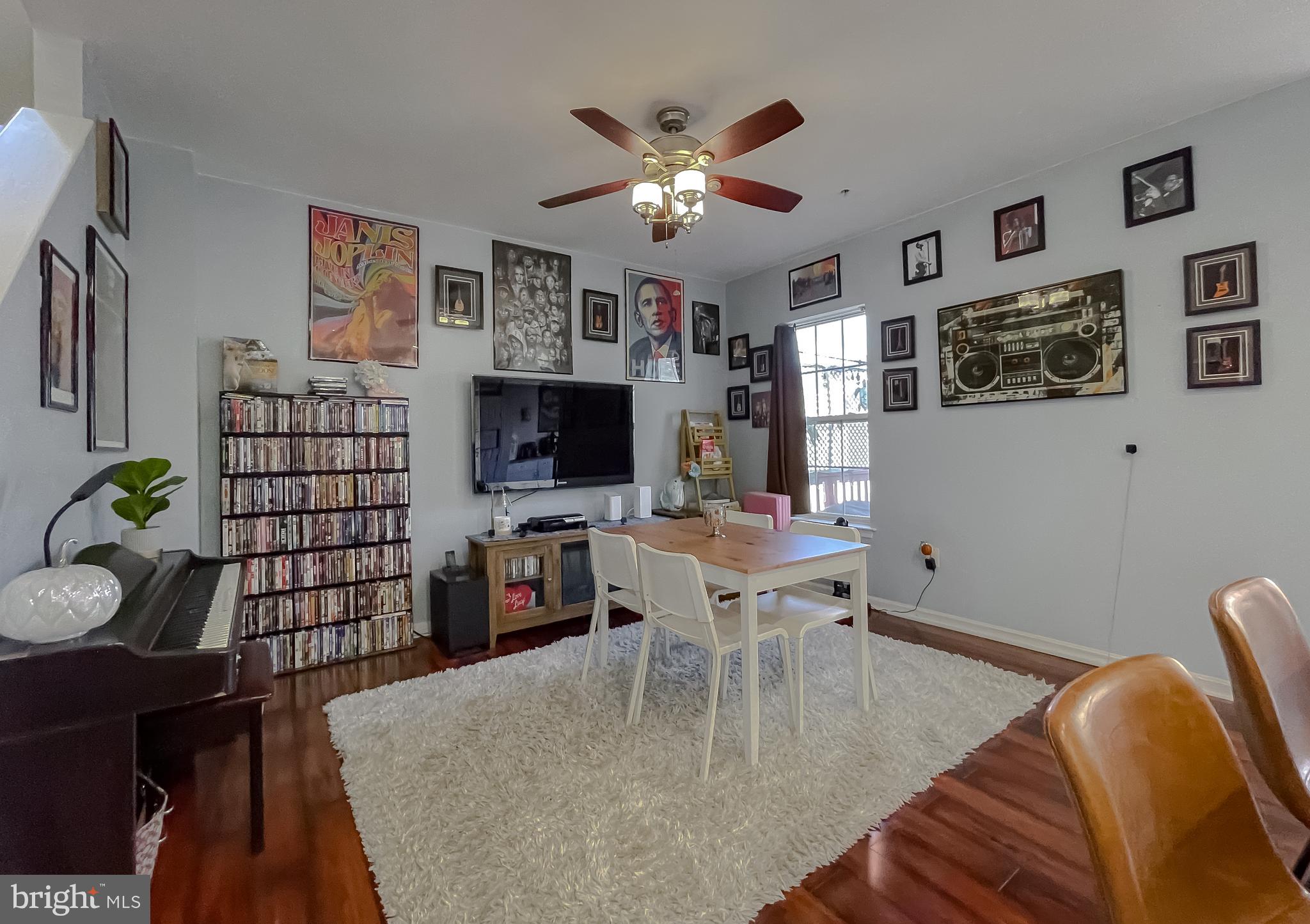 WESTBURY WEST - Residential