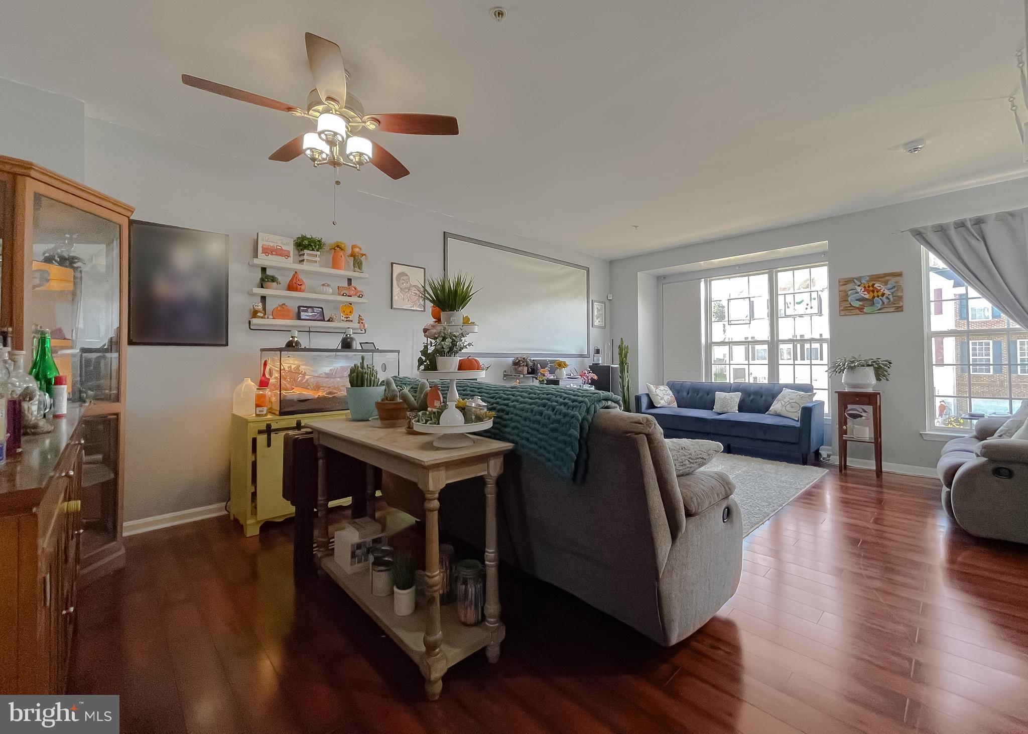 WESTBURY WEST - Residential