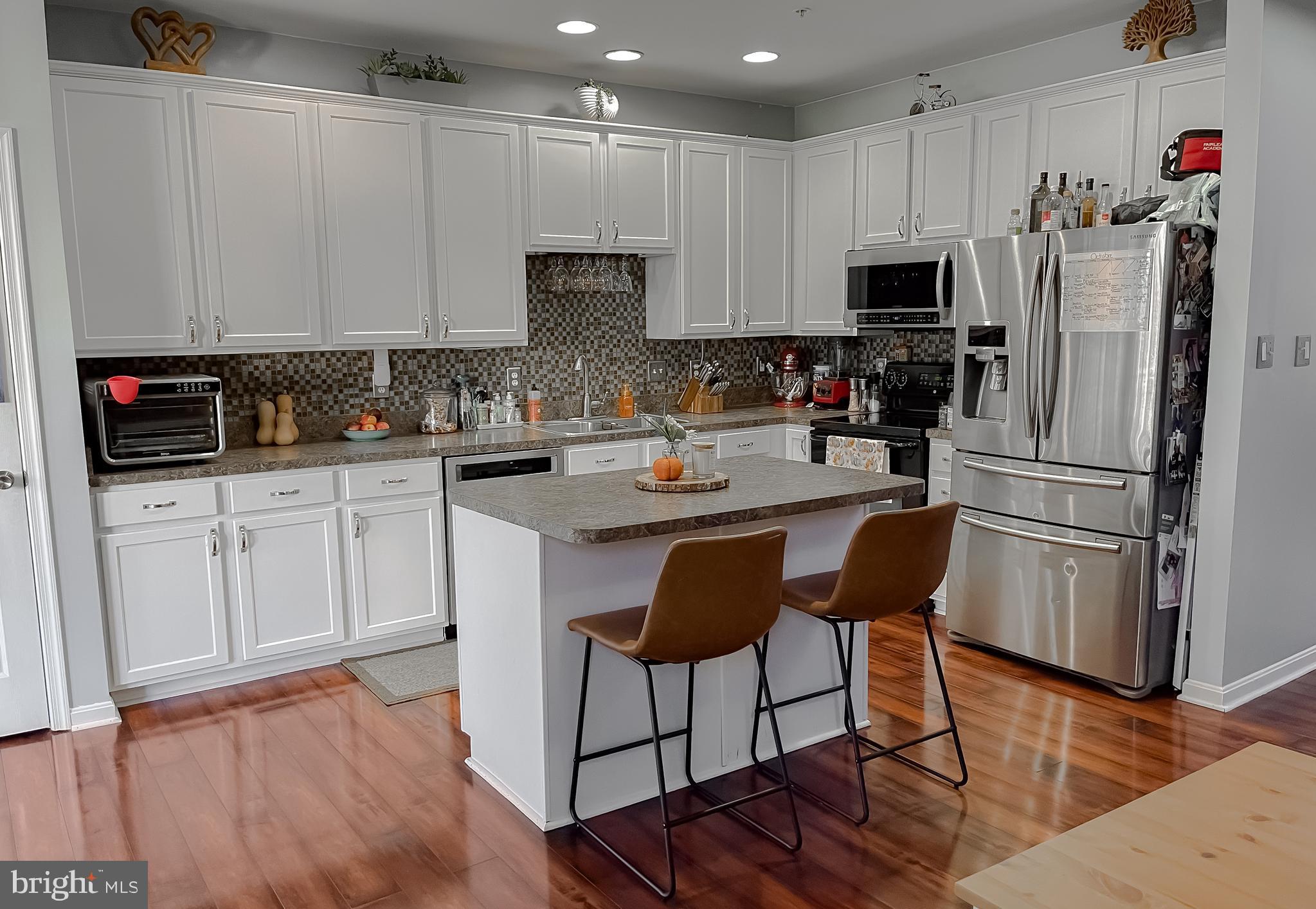 WESTBURY WEST - Residential