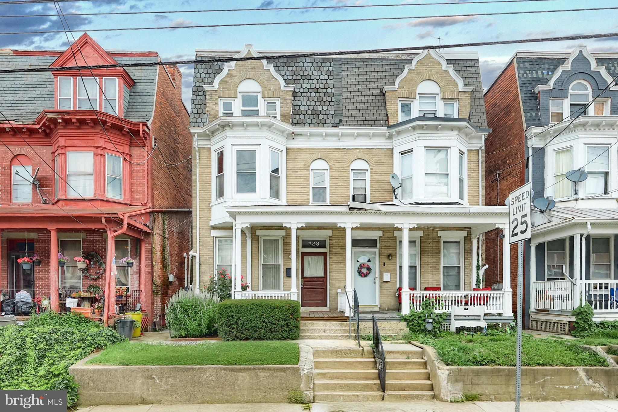 723 W KING STREET