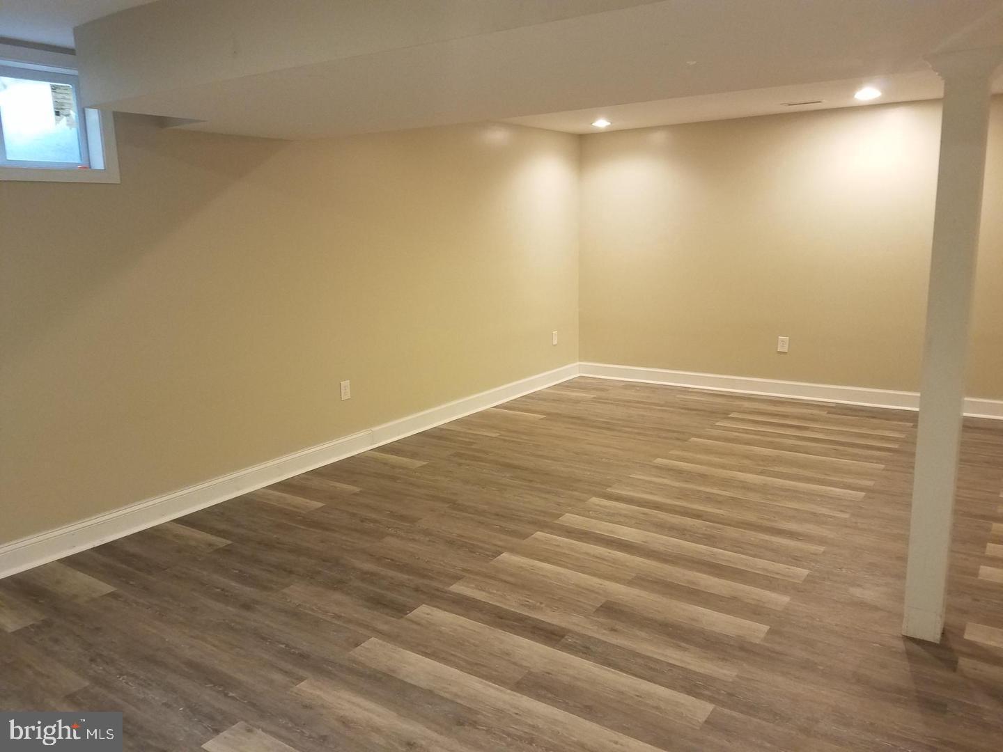 CAMBRIDGE ESTATES - Residential Lease