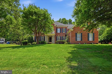 Photo of 11693 Caris Glenne Drive, HERNDON, VA 20170 (MLS # VAFX2314646)