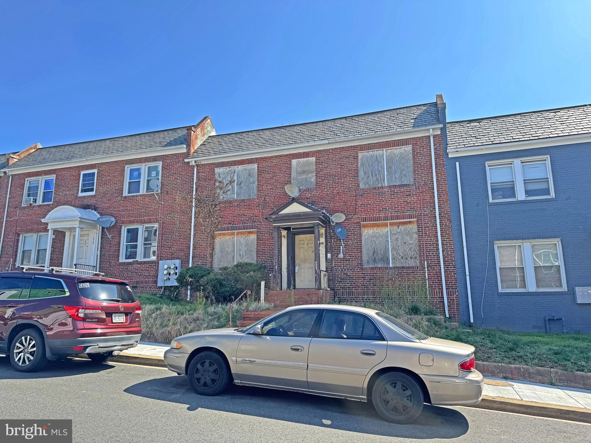 1019 18TH STREET NE