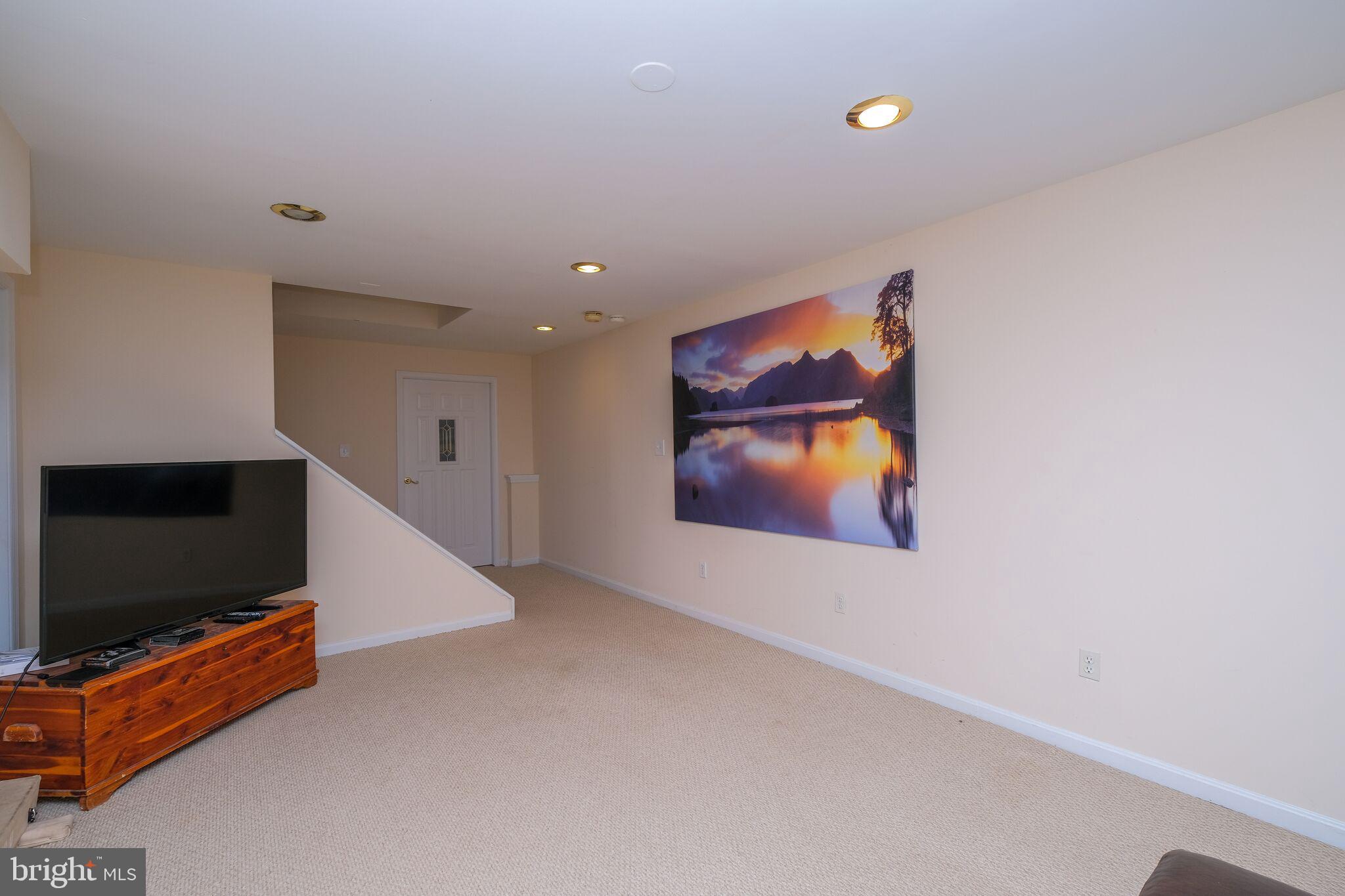 WELTMAN ESTATES - Residential