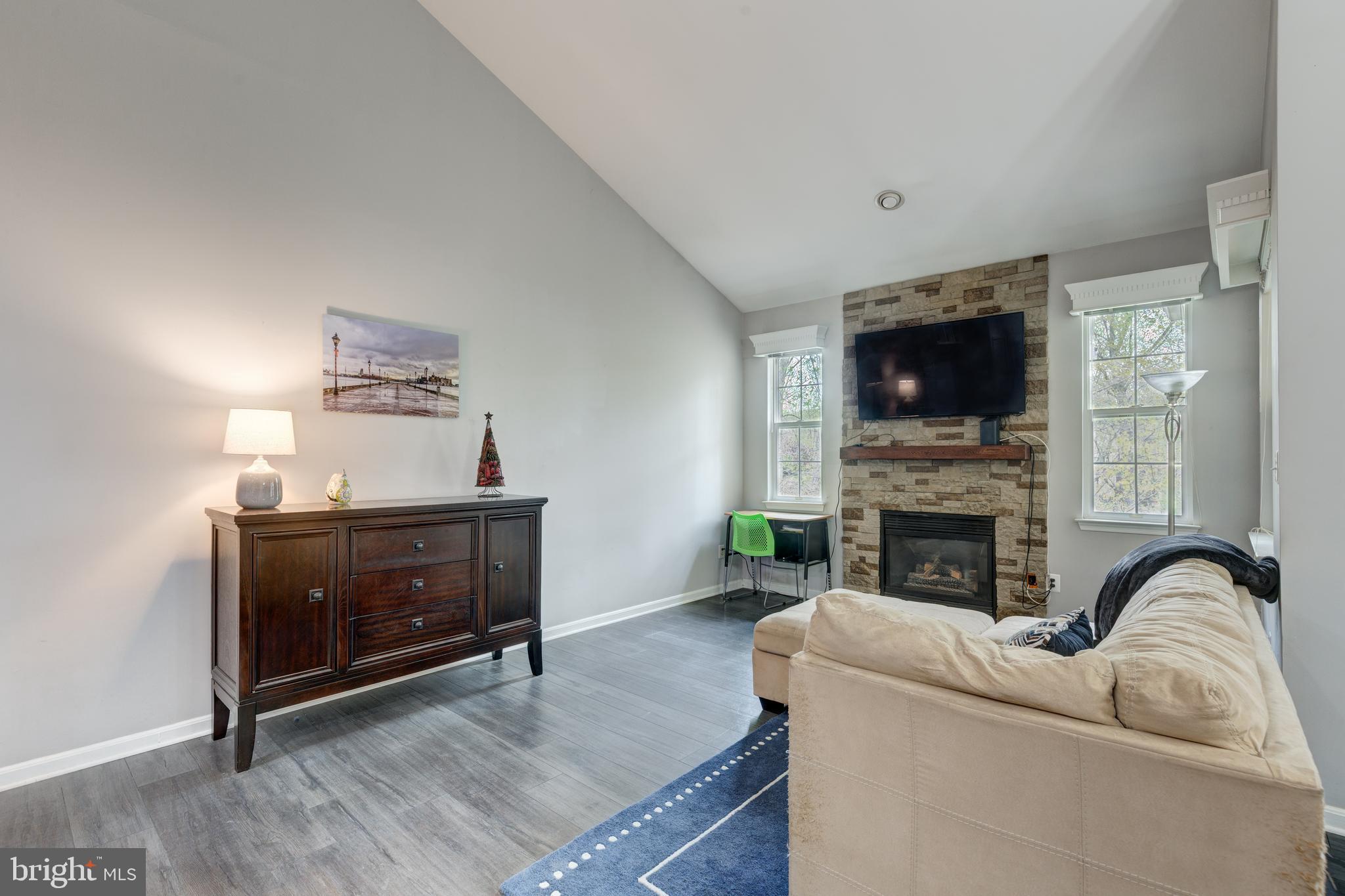 NEW TOWN - Residential