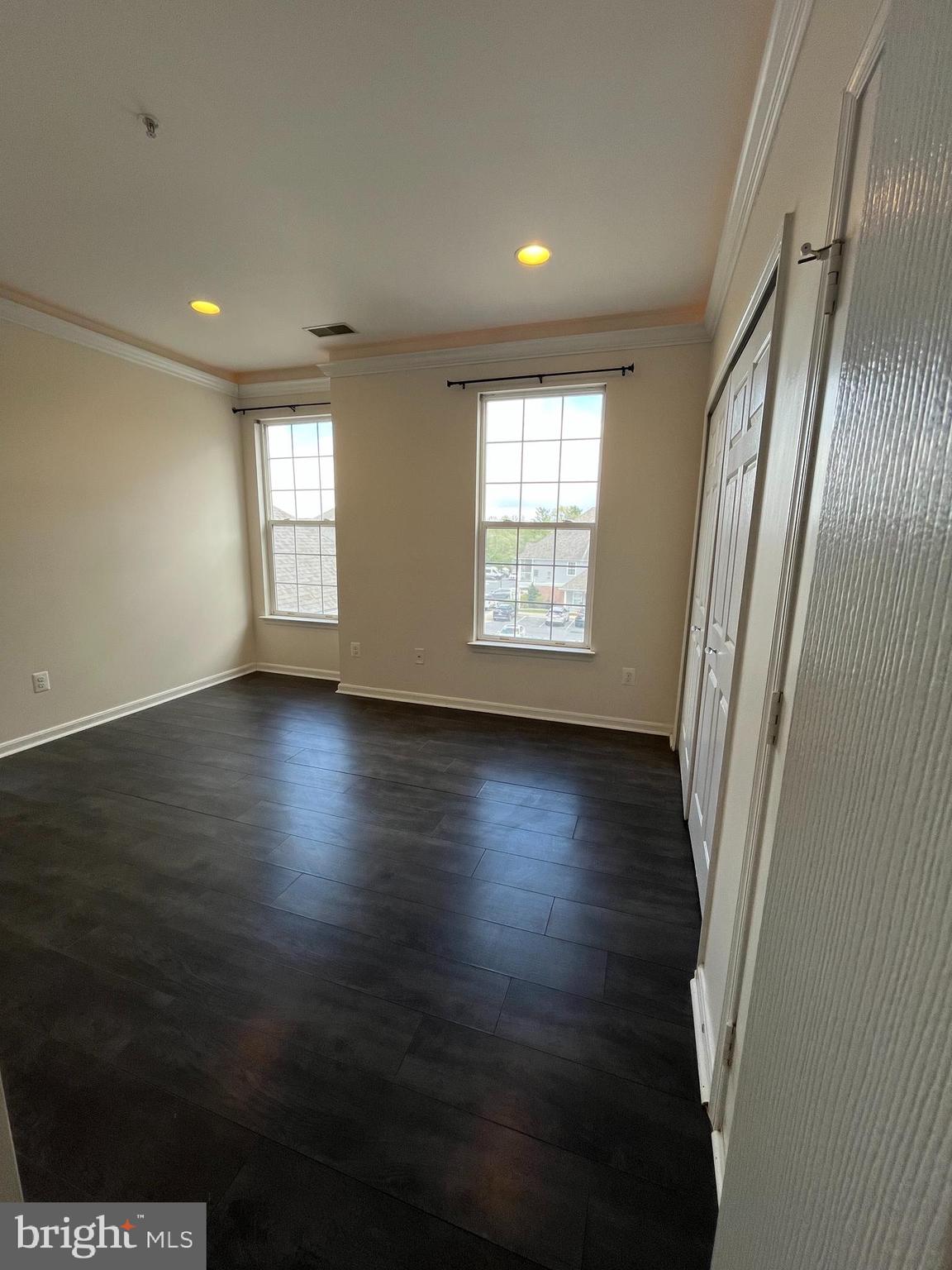 NEW TOWN - Residential