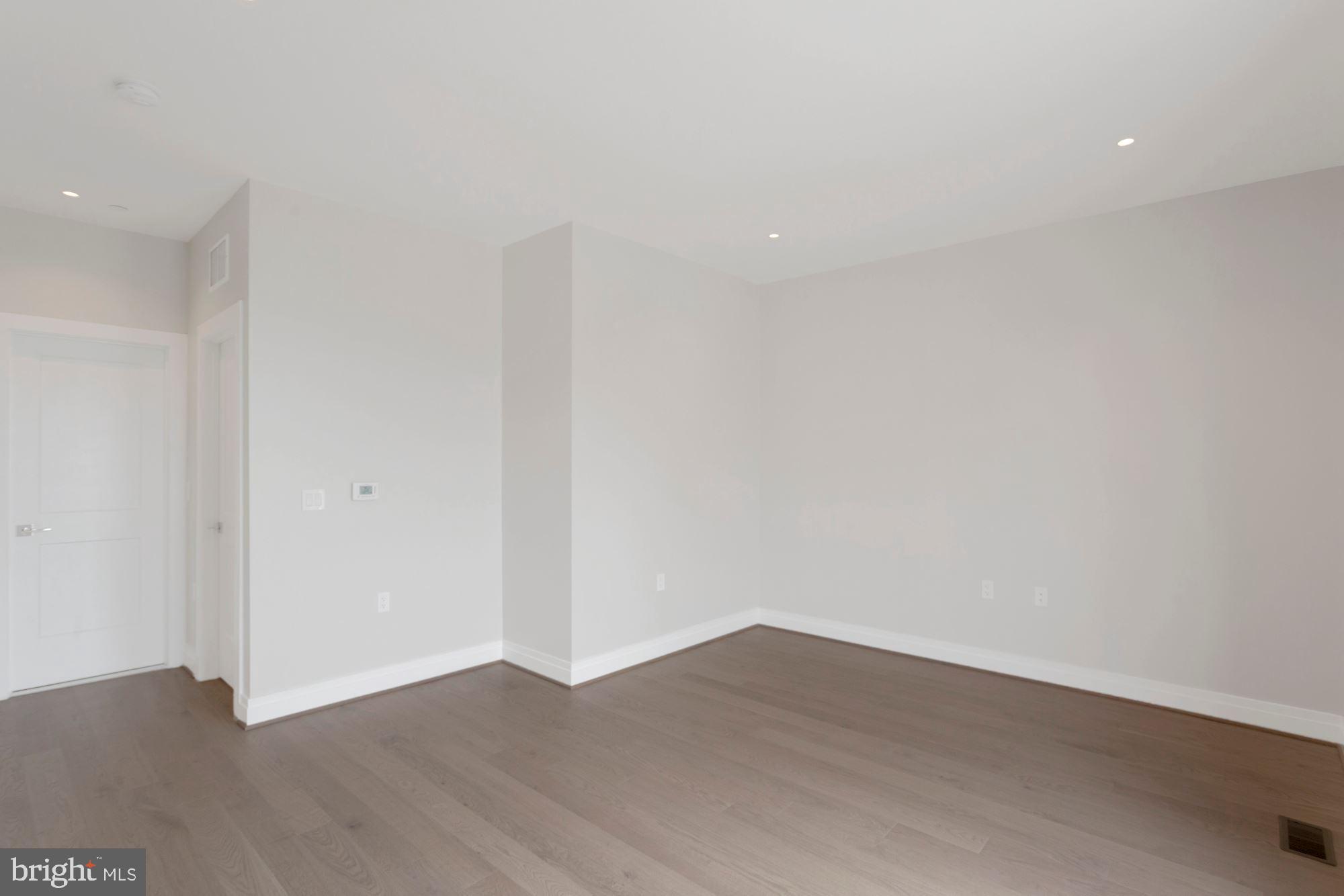 OLD TOWN ALEXANDRIA - Residential Lease