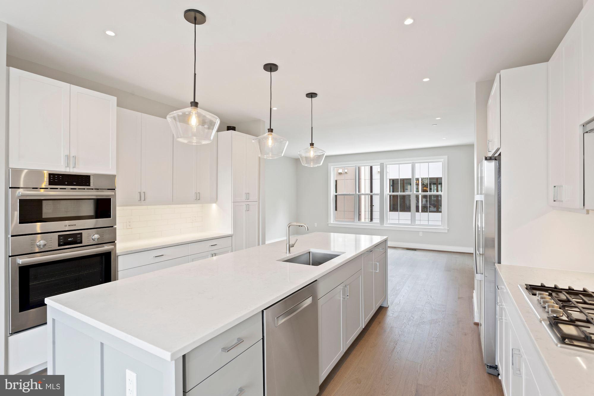 OLD TOWN ALEXANDRIA - Residential Lease