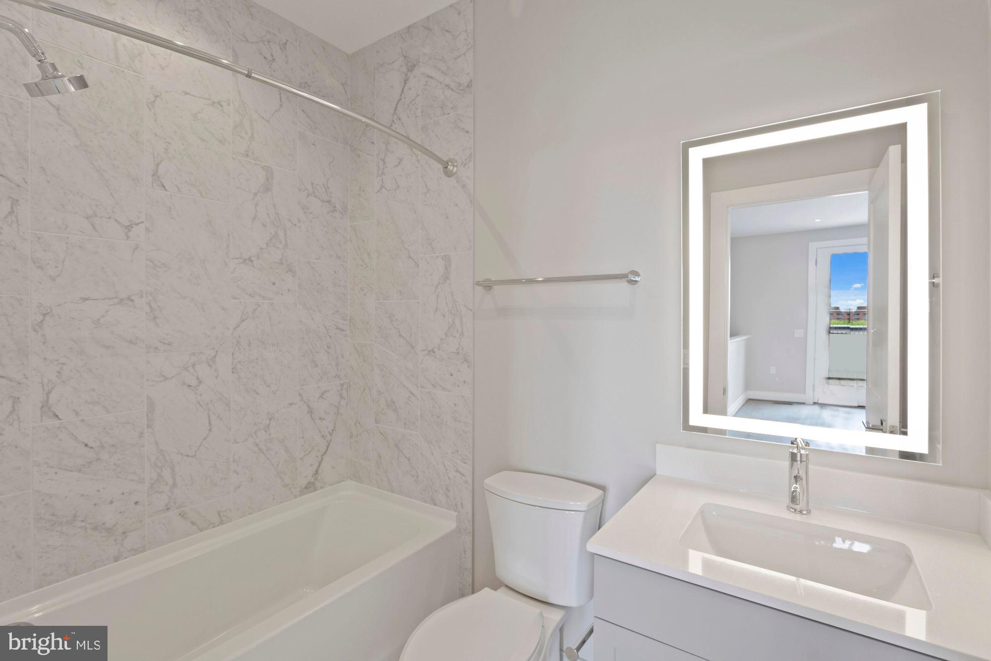 OLD TOWN ALEXANDRIA - Residential Lease