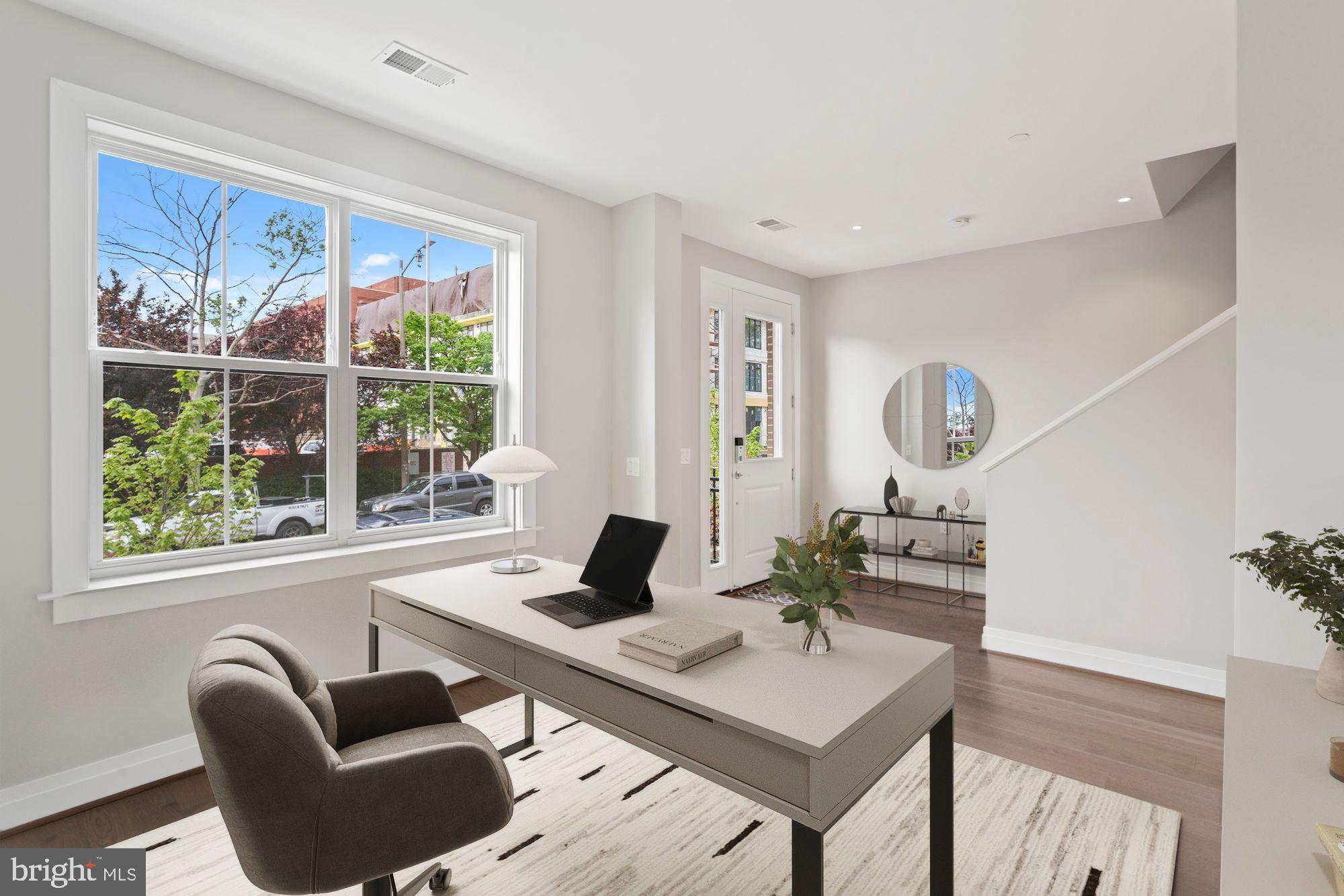 OLD TOWN ALEXANDRIA - Residential Lease