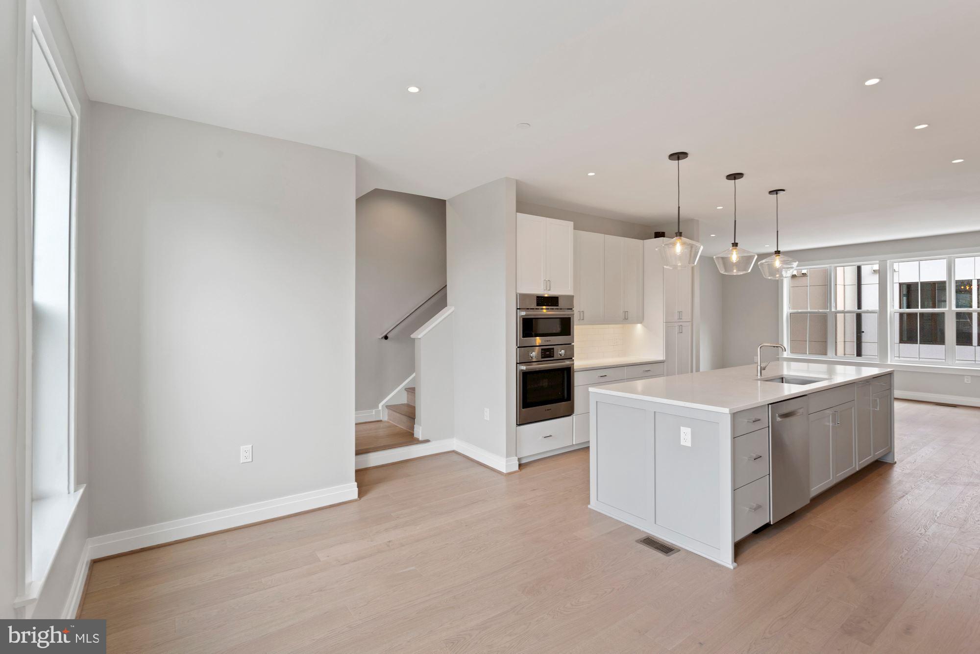 OLD TOWN ALEXANDRIA - Residential Lease