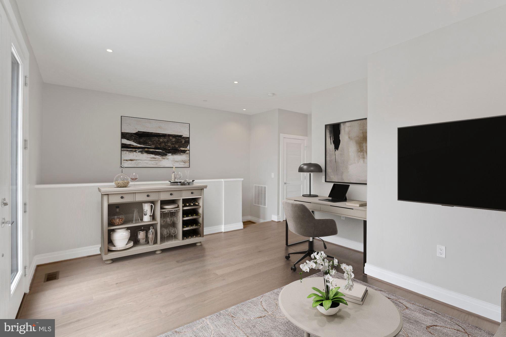 OLD TOWN ALEXANDRIA - Residential Lease