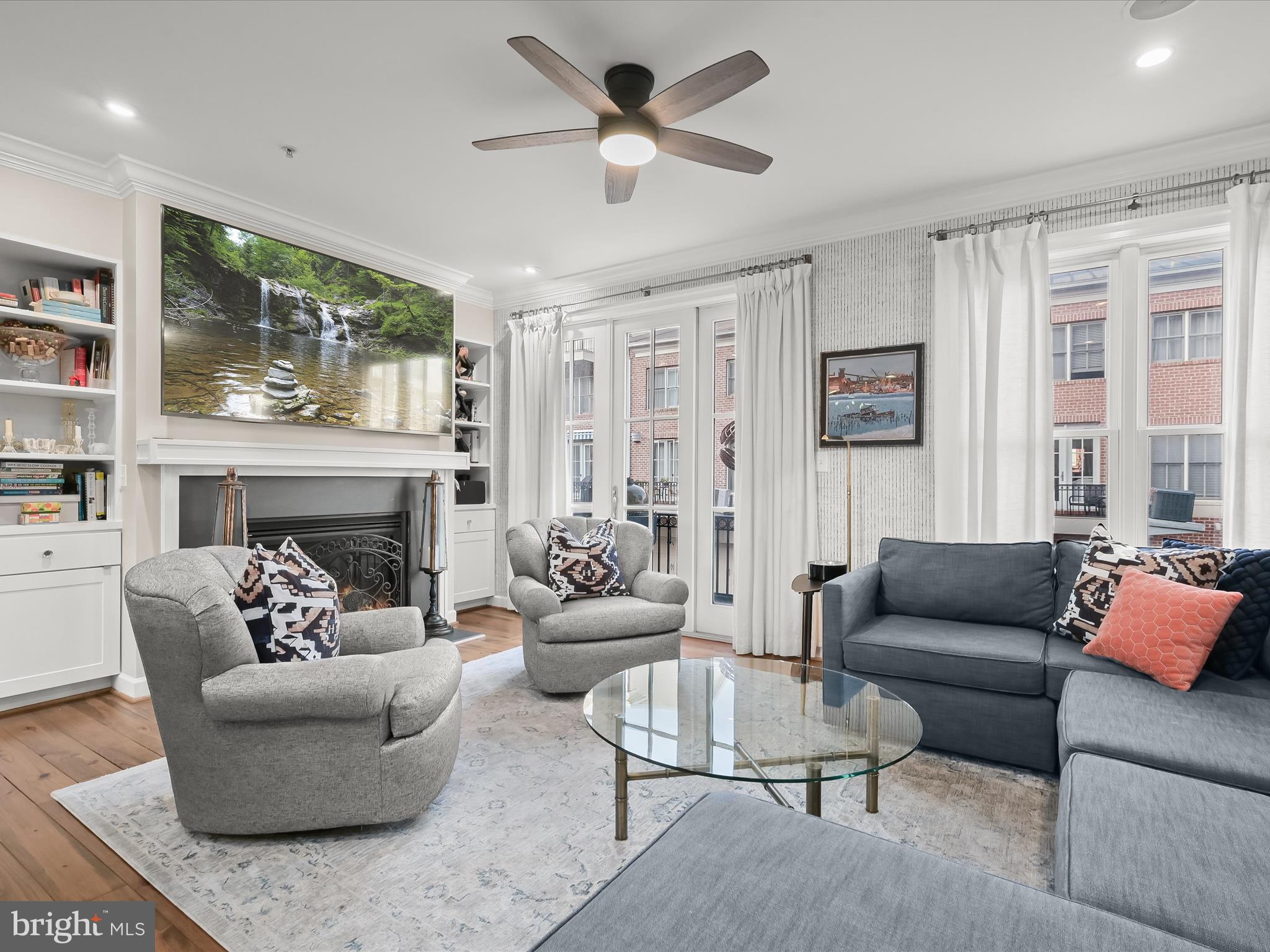 THE MOORINGS AT LIGHTHOUSE POINT - Residential