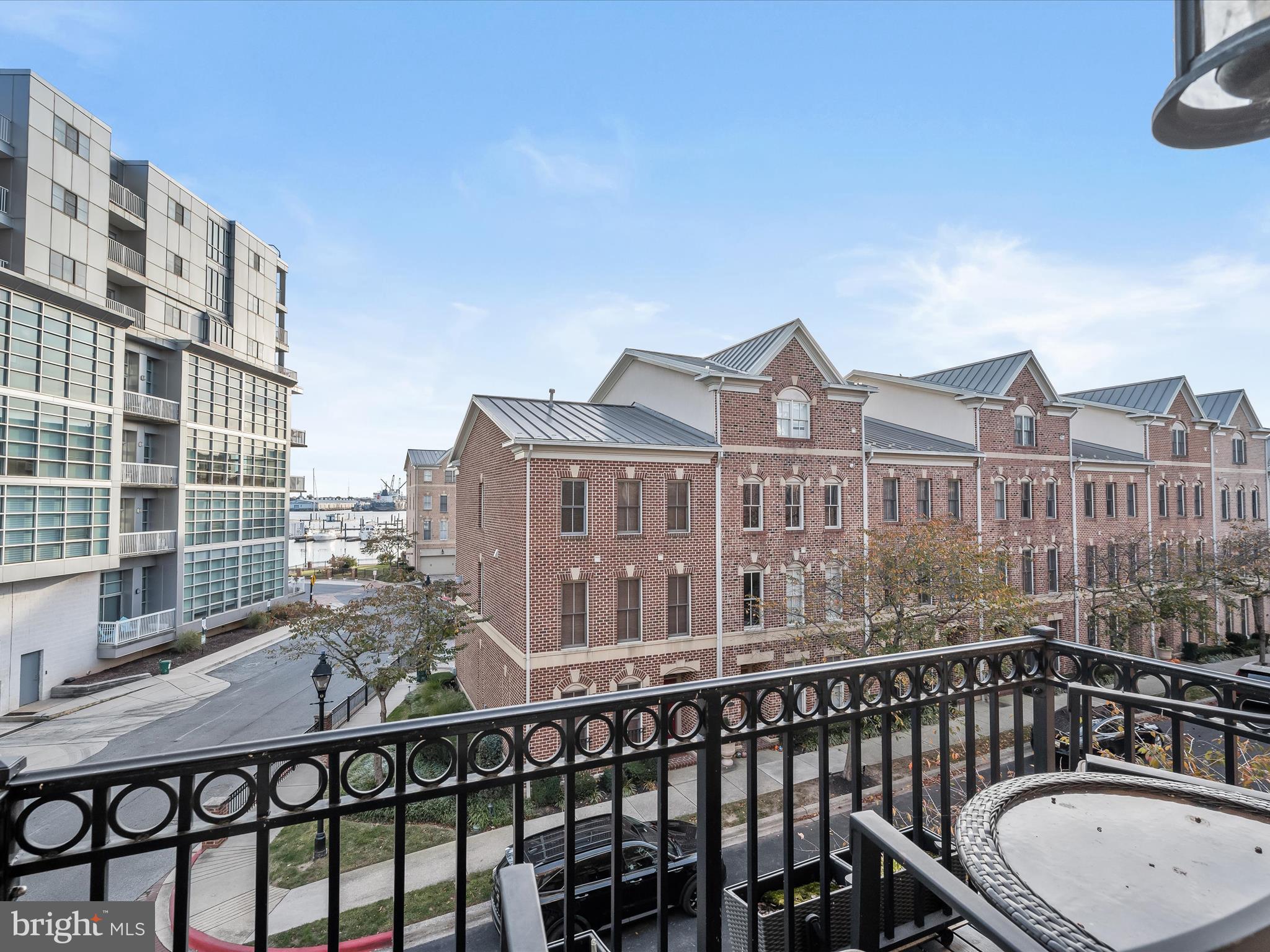 THE MOORINGS AT LIGHTHOUSE POINT - Residential