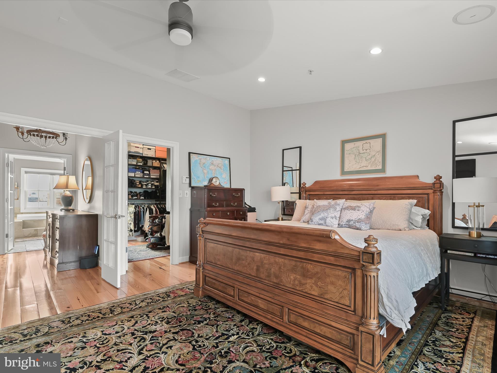 THE MOORINGS AT LIGHTHOUSE POINT - Residential