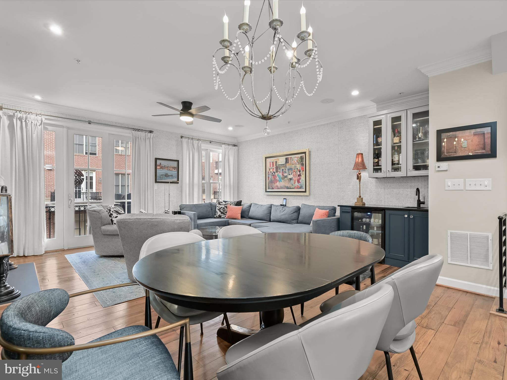 THE MOORINGS AT LIGHTHOUSE POINT - Residential