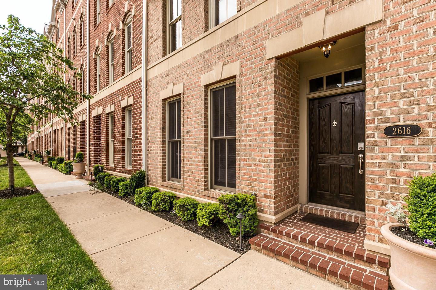 THE MOORINGS AT LIGHTHOUSE POINT - Residential