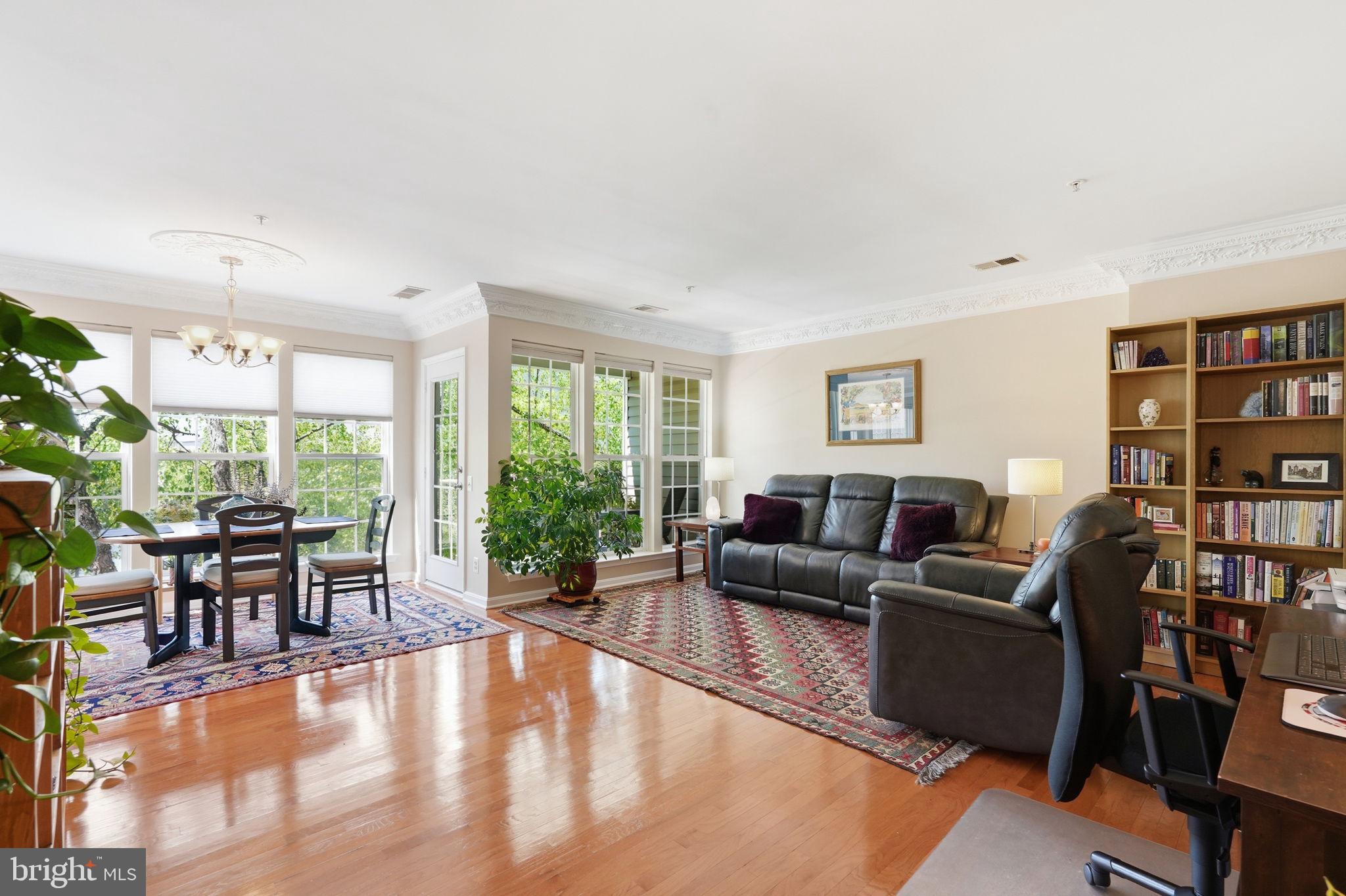 214 FALLSGROVE BOULEVARD D 12