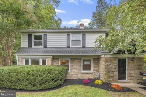 8208 FORREST AVENUE ELKINS PARK PA 19027