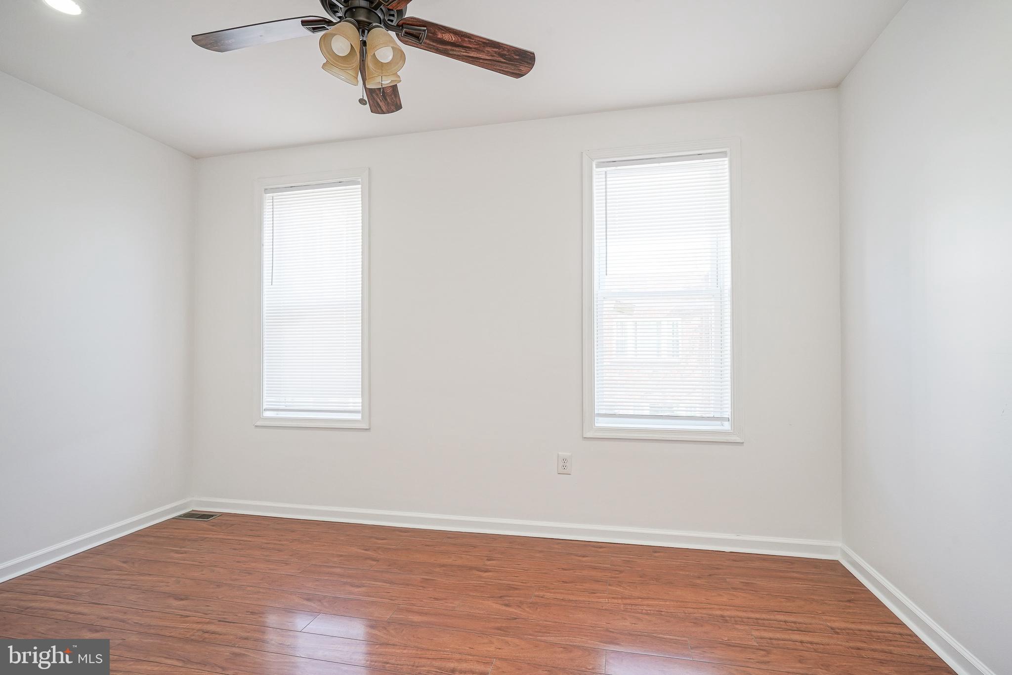 POINT BREEZE - Residential