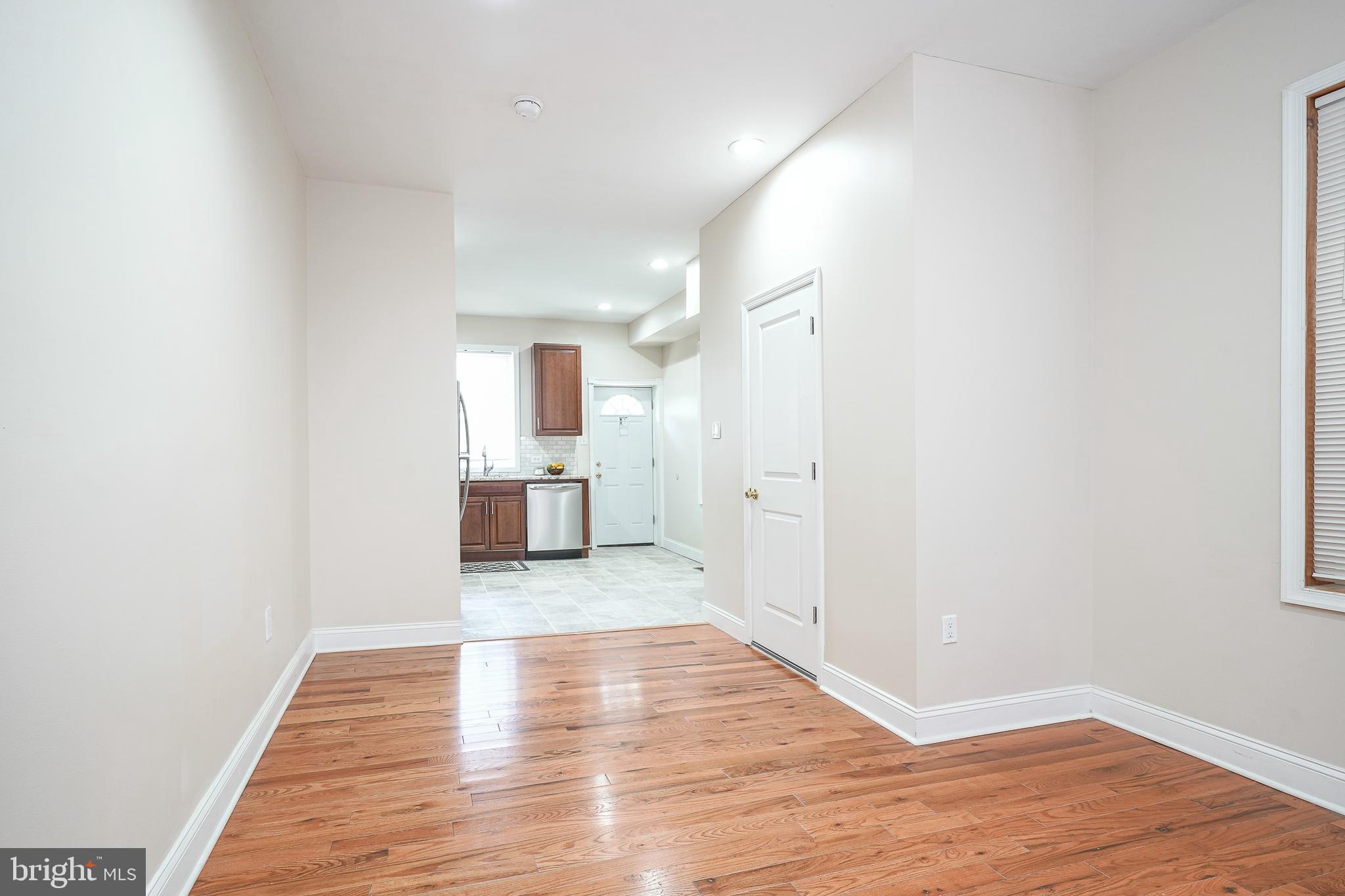 POINT BREEZE - Residential