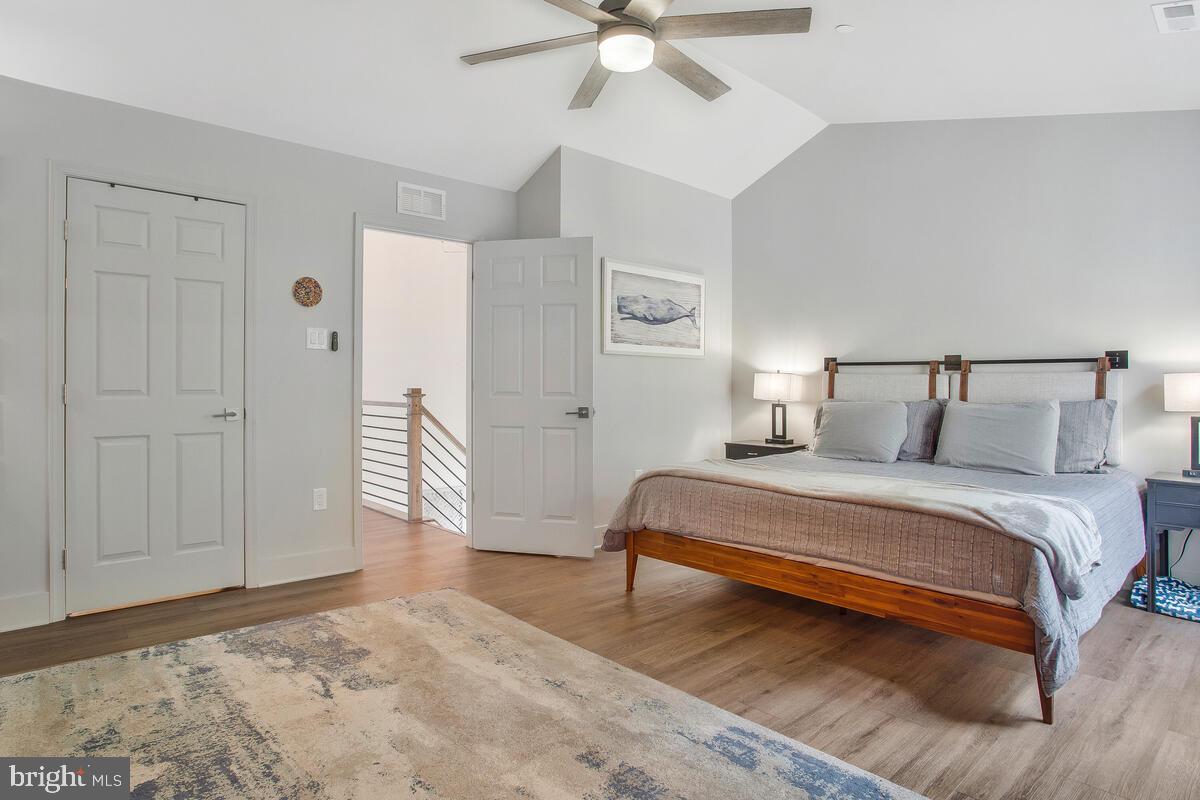 CHAPEL GROVE - Residential