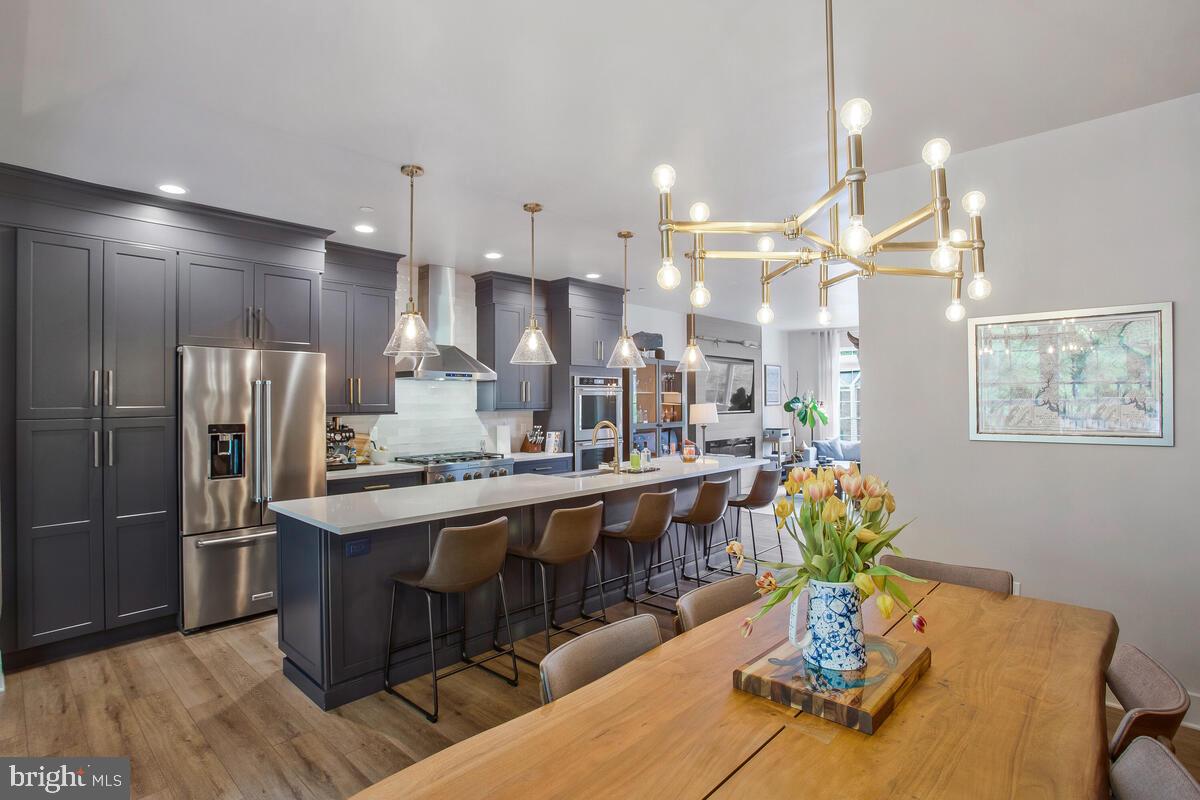 CHAPEL GROVE - Residential