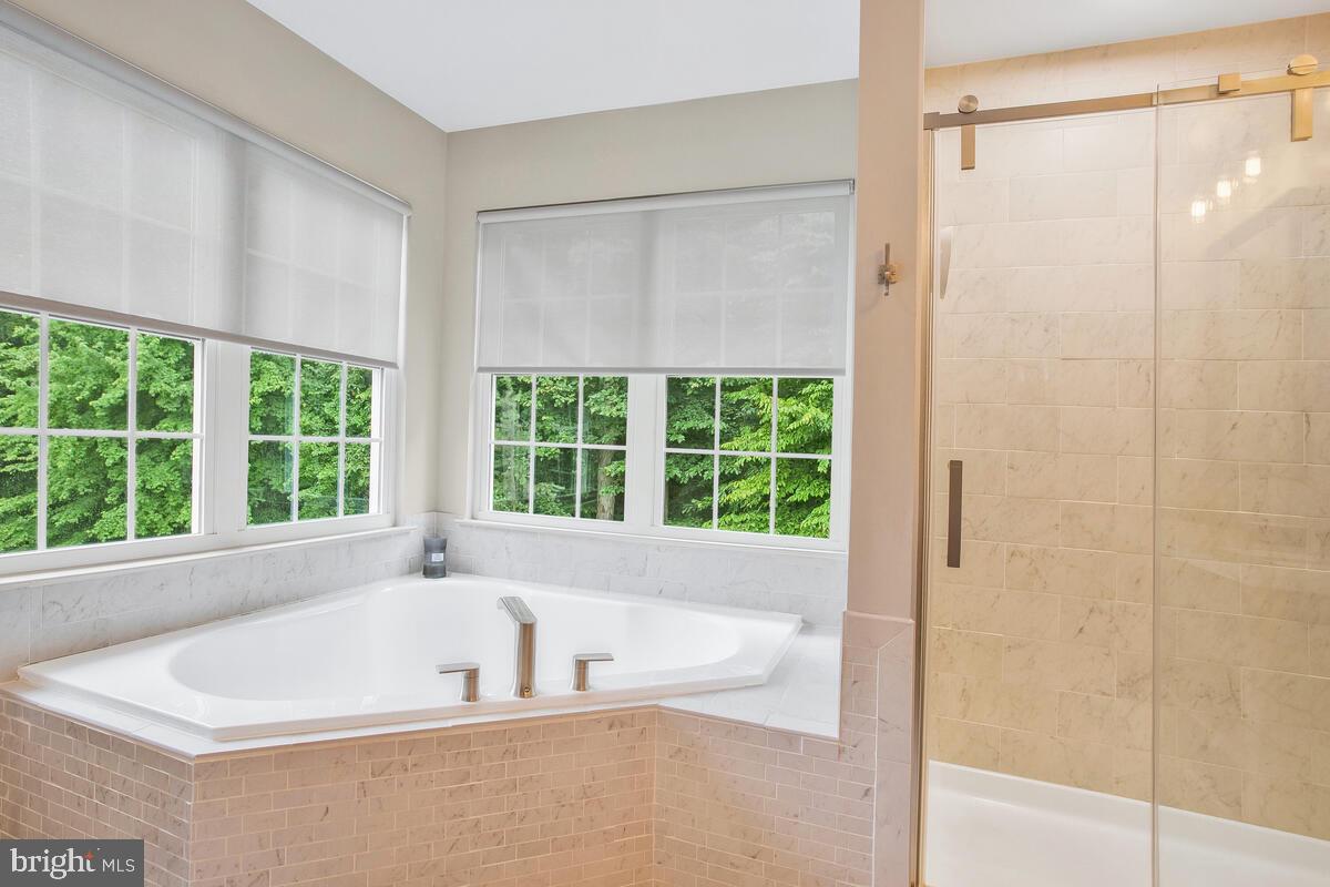 CHAPEL GROVE - Residential