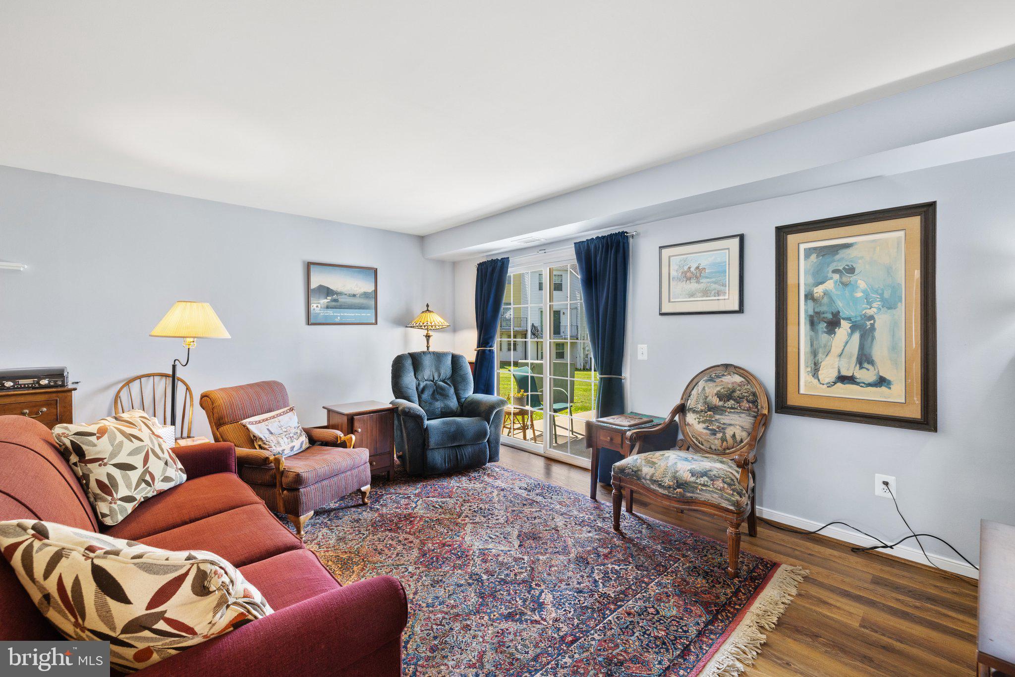 LEEDS SQUARE - Residential