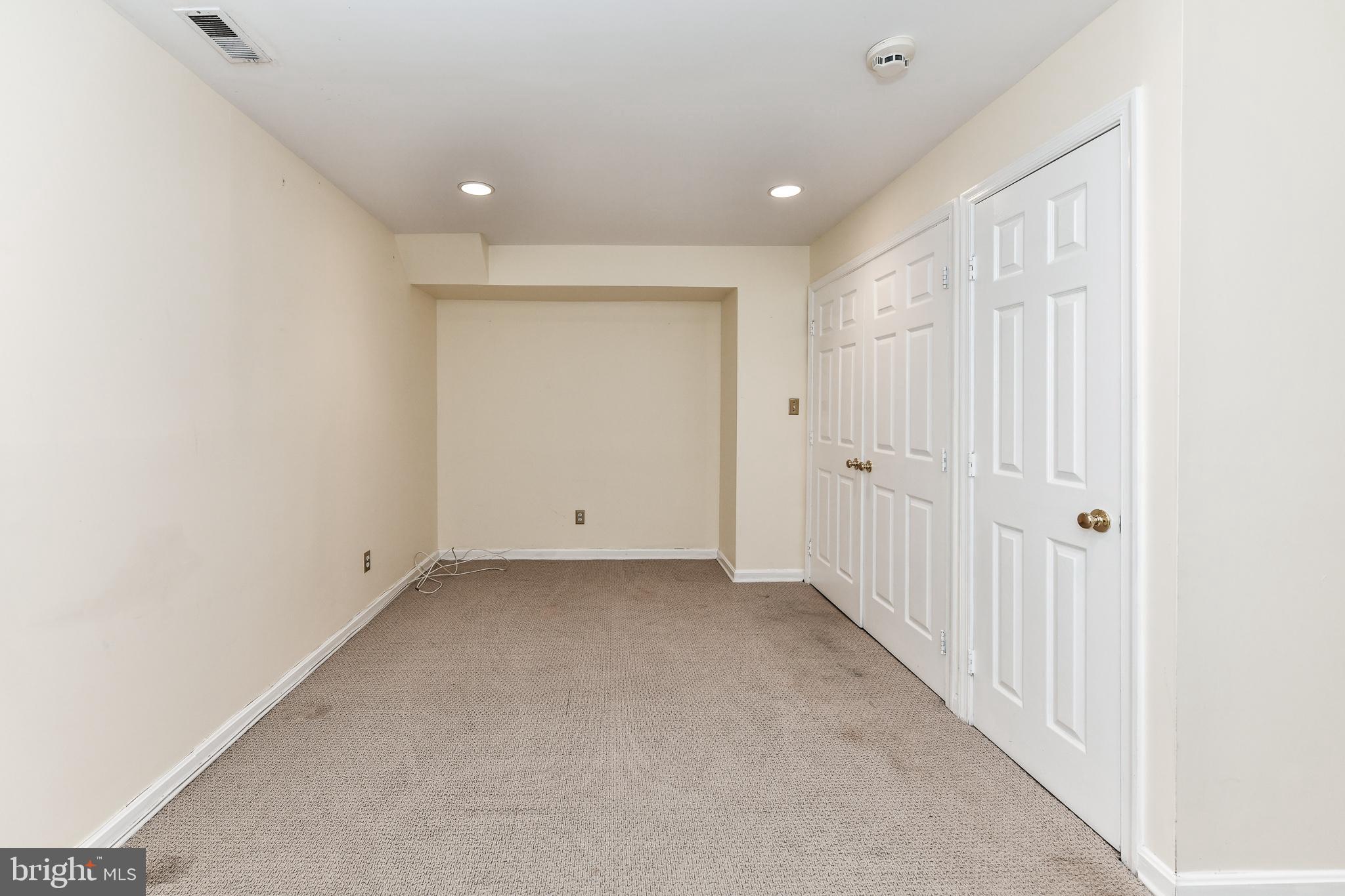 BRANDT TOWNHOUSE - Residential Lease