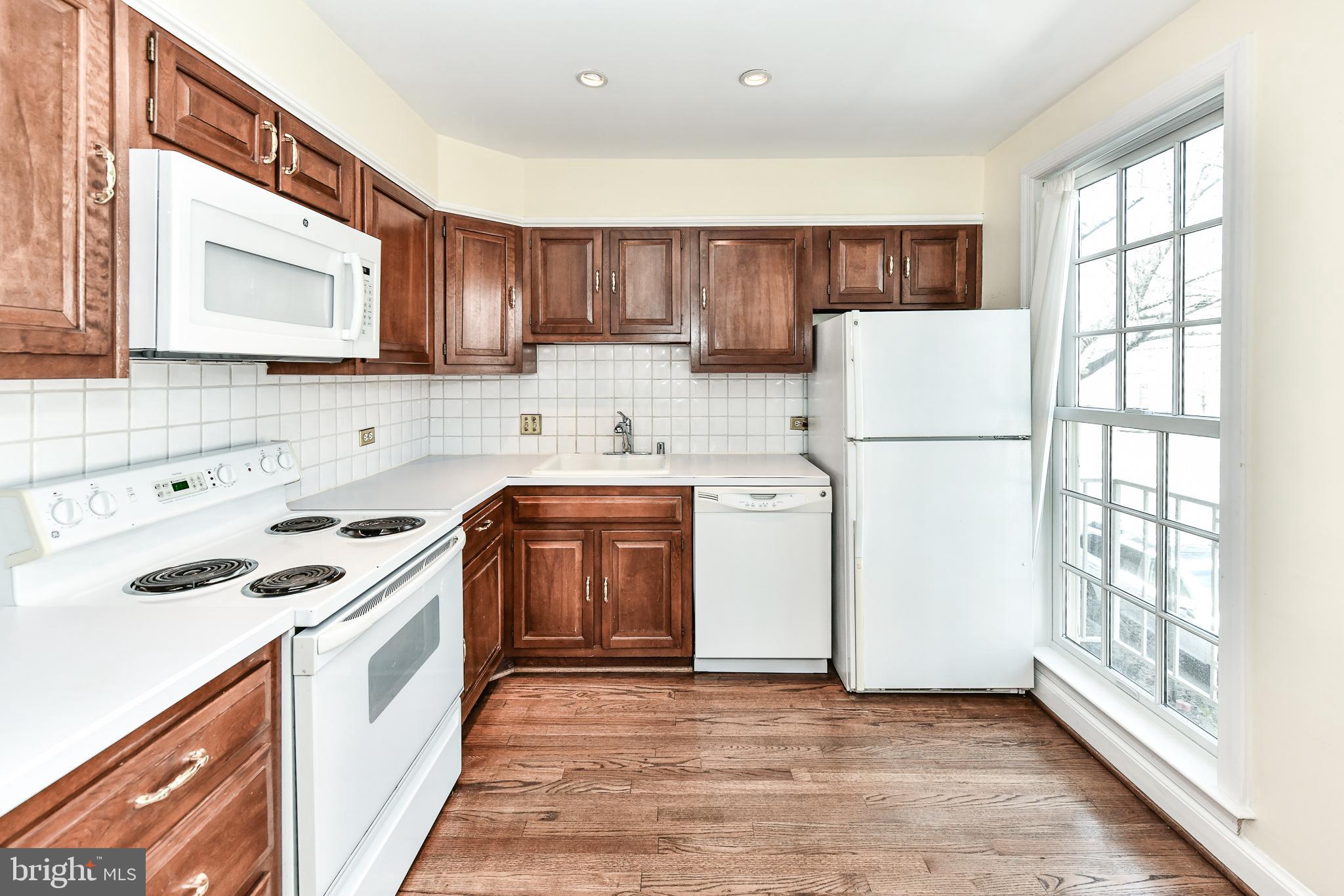 BRANDT TOWNHOUSE - Residential Lease