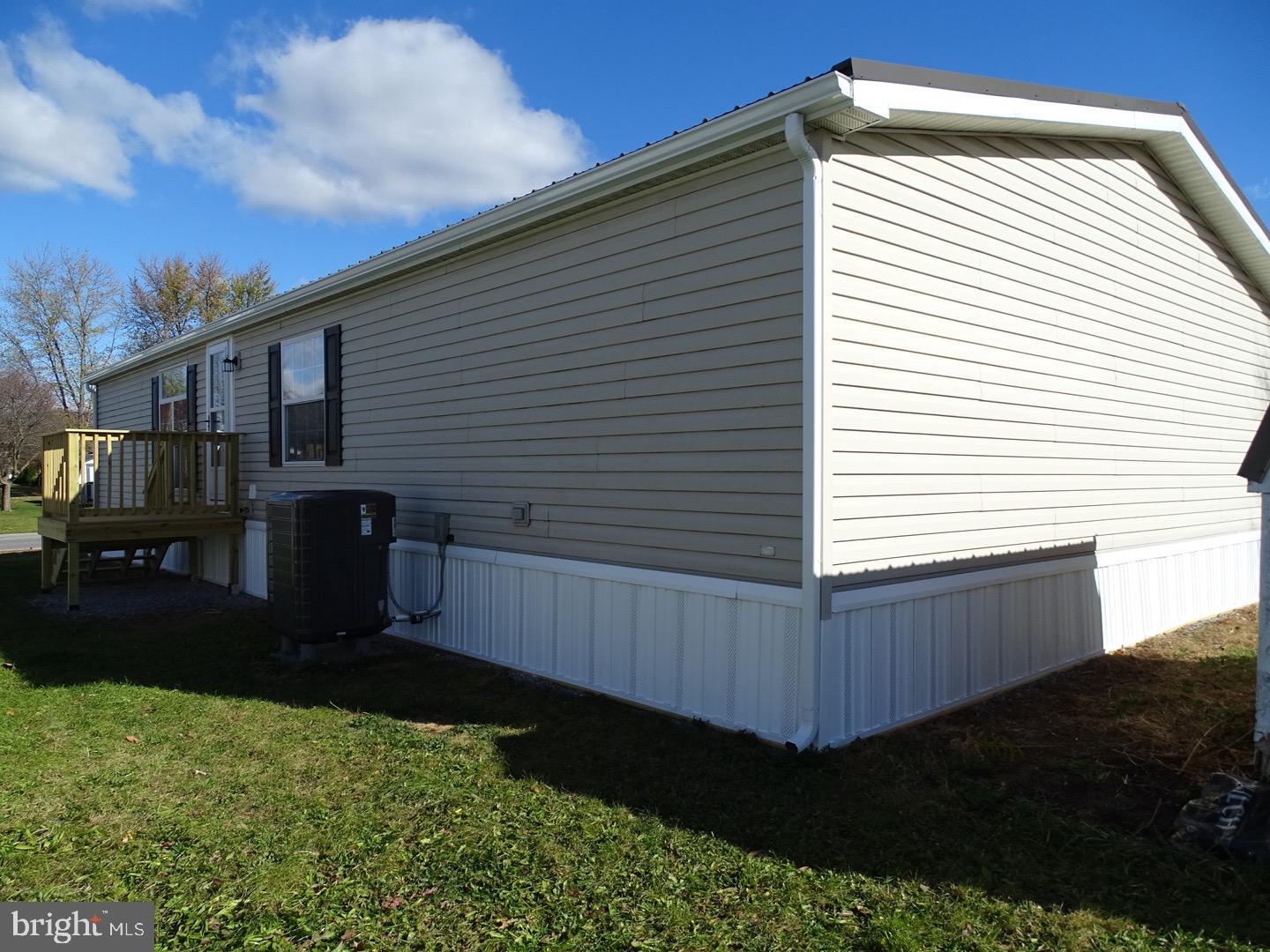 COLONIAL ESTATES - Residential