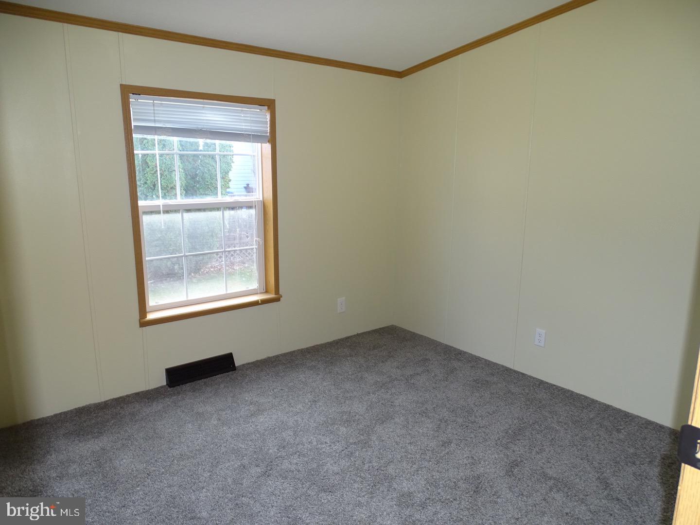 COLONIAL ESTATES - Residential