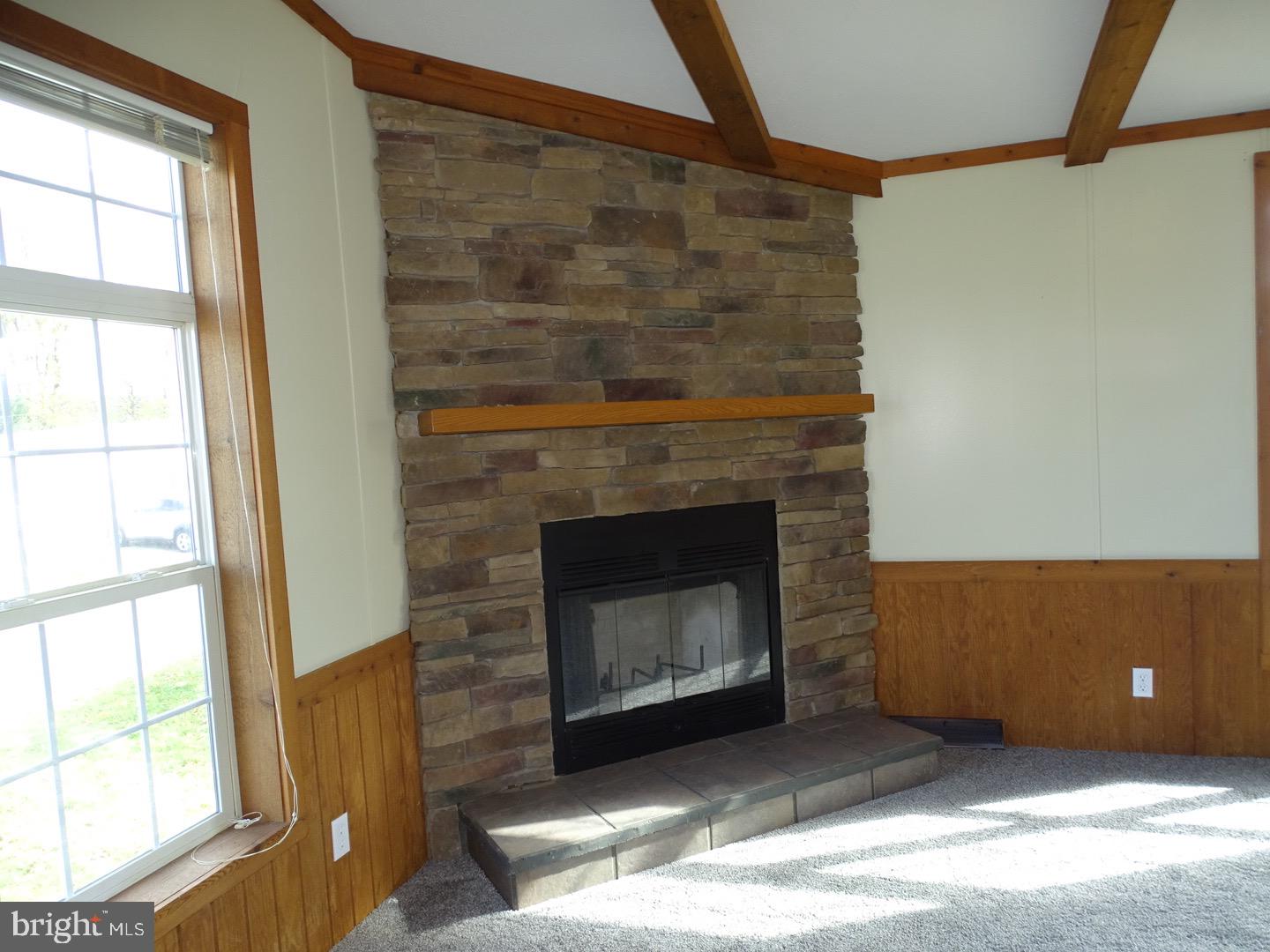 COLONIAL ESTATES - Residential