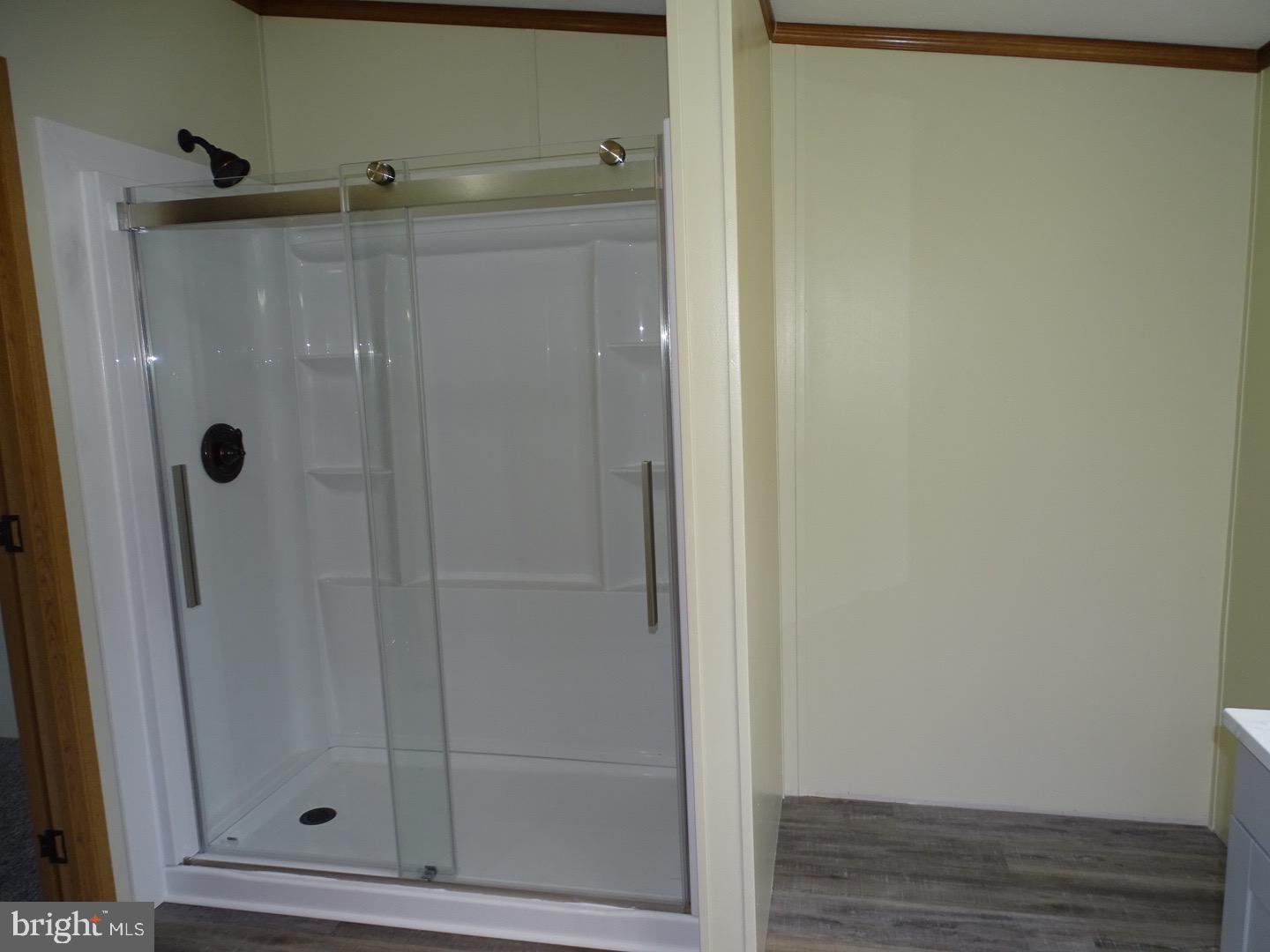 COLONIAL ESTATES - Residential