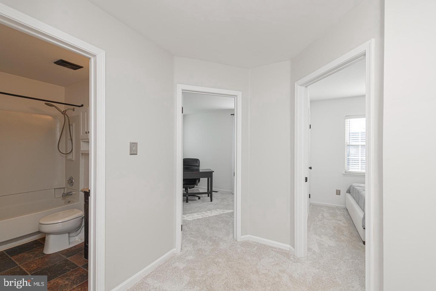 HERITAGE RIDGE - Residential Lease