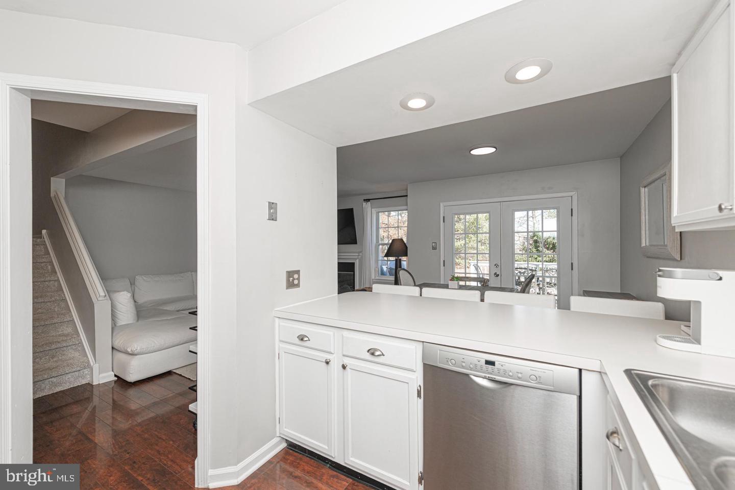 HERITAGE RIDGE - Residential Lease